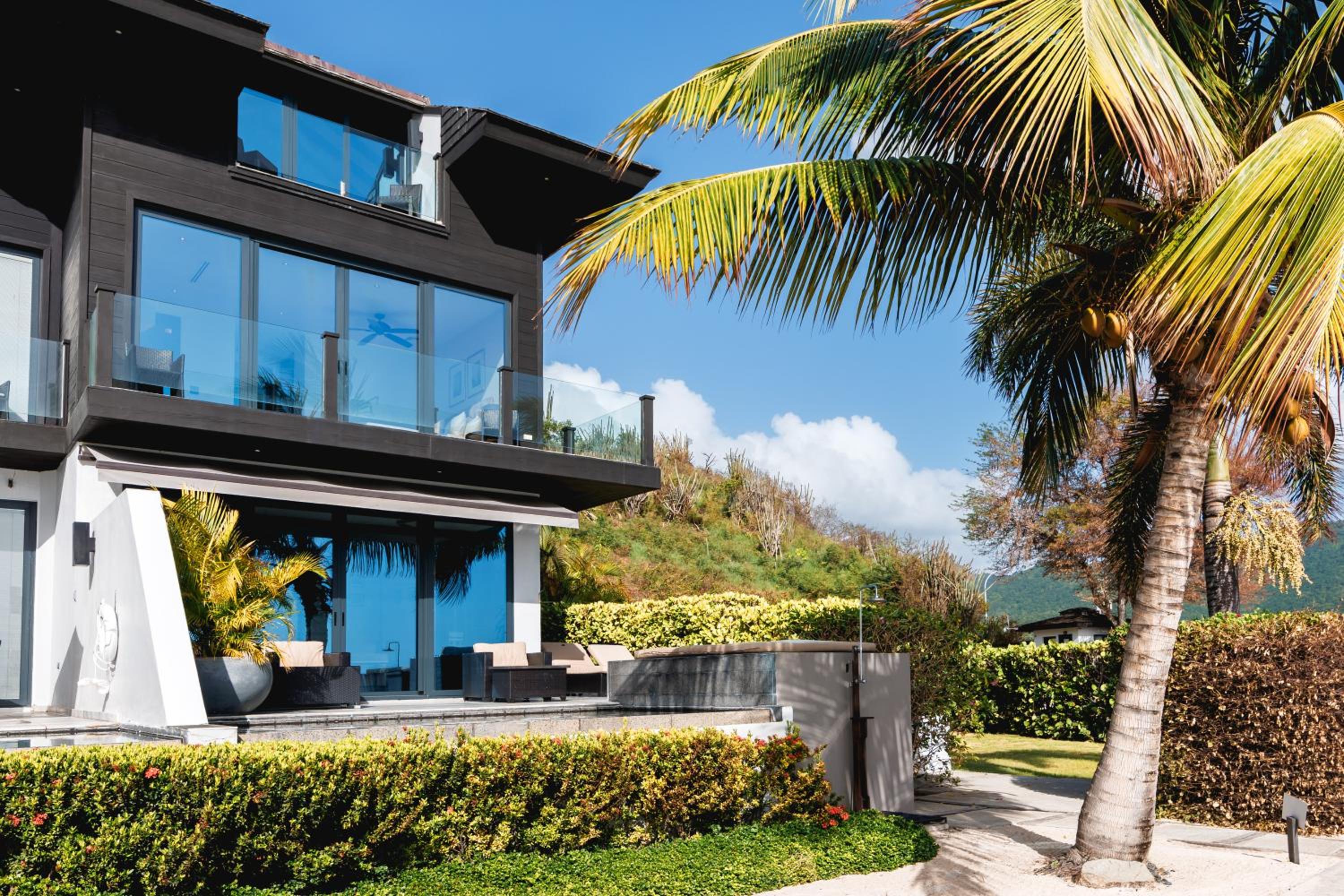 Tamarind Hills Resort & Villas