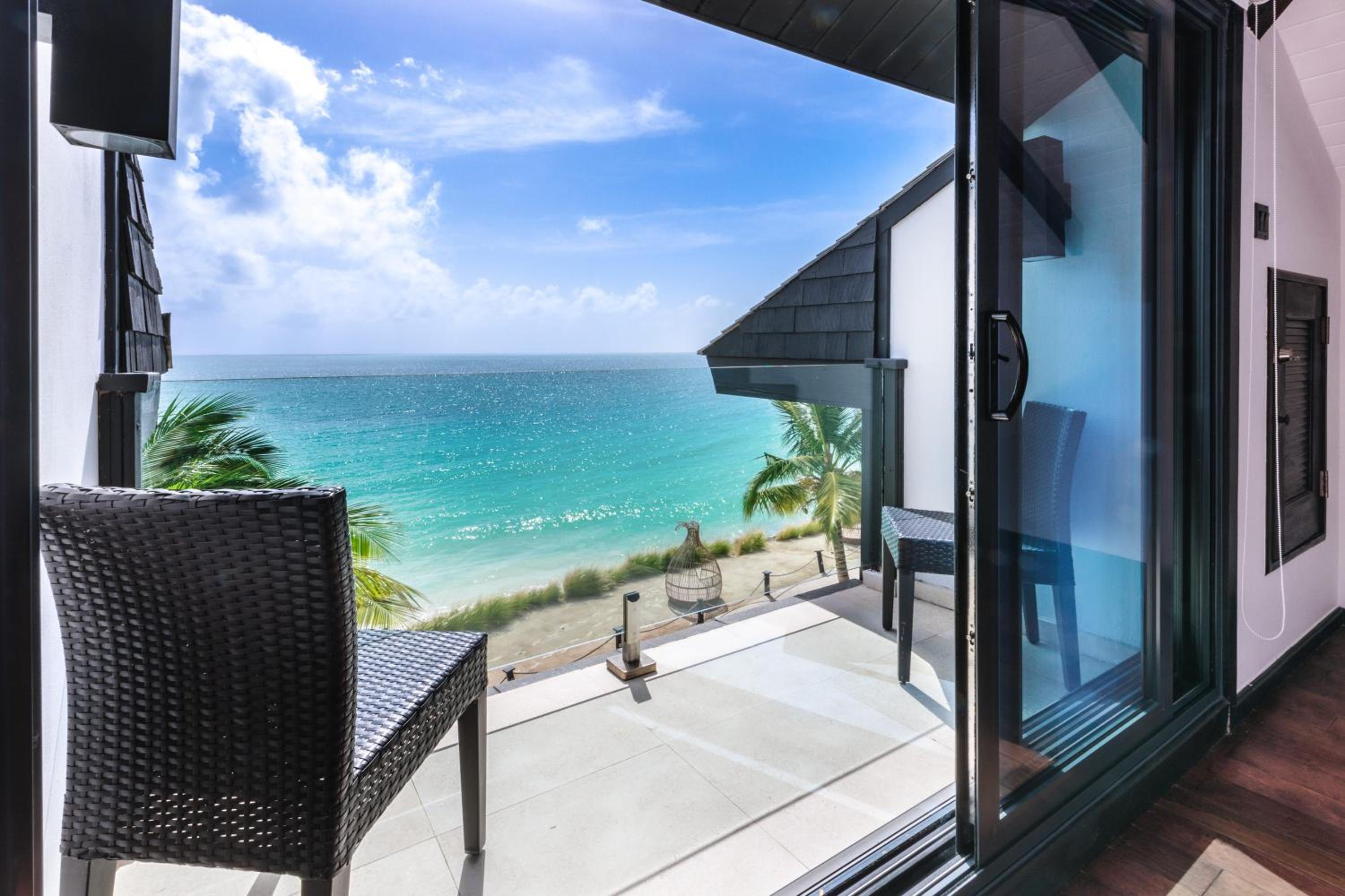 Tamarind Hills Resort & Villas