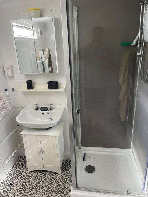 DRIFTWOOD LODGE please note the facilities at the holiday park are seasonal March to November