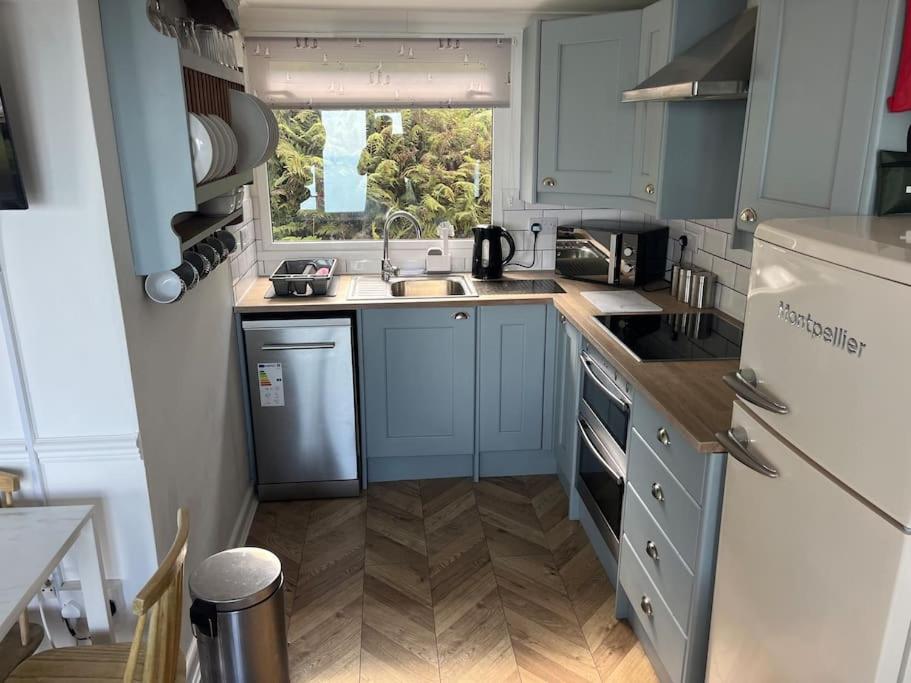 DRIFTWOOD LODGE please note the facilities at the holiday park are seasonal March to November