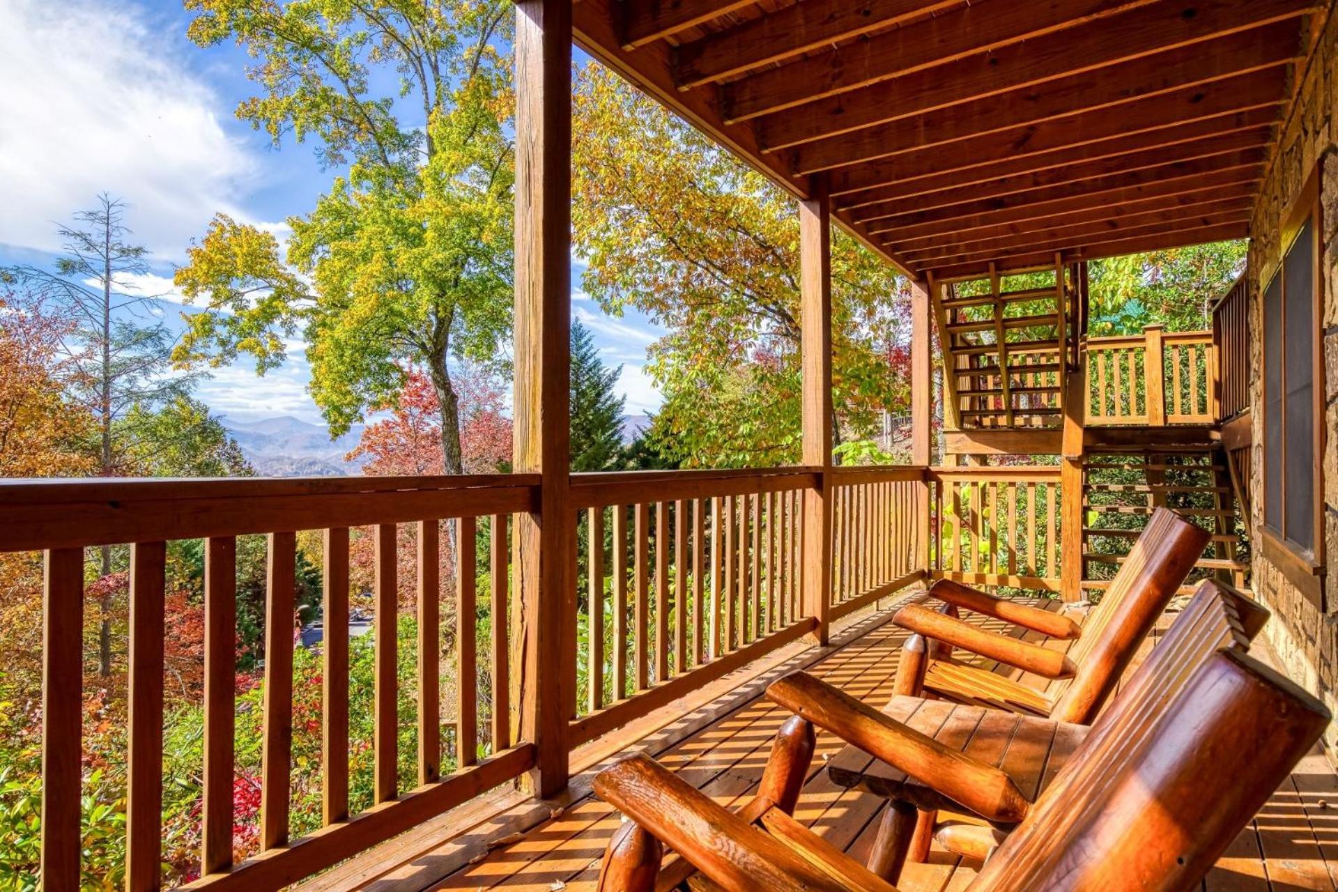 Enchanted View Lodge cabin