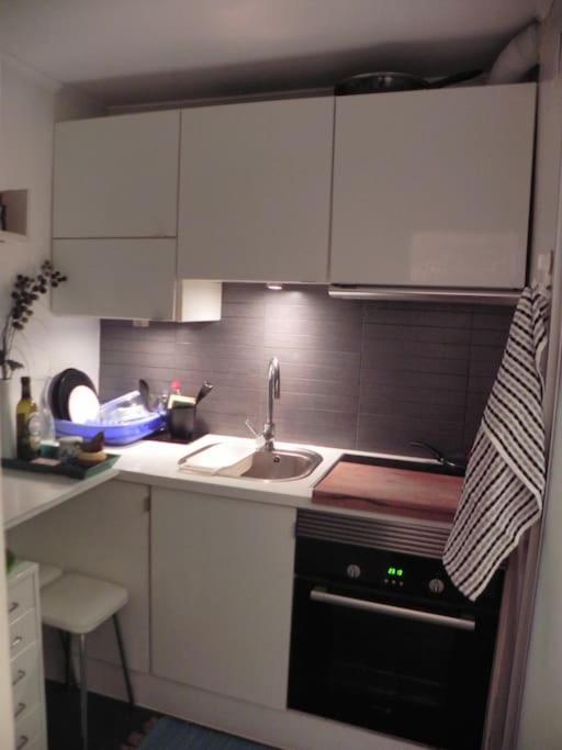 Photo 11