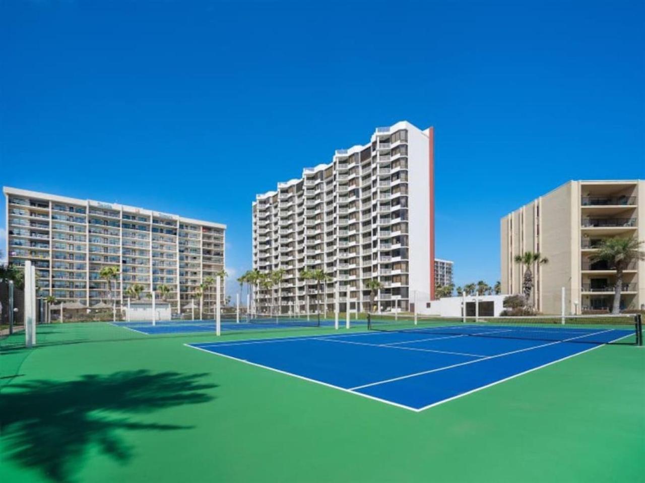 Ground Floor Beachfront 2 Steps From Amenities IV view 4