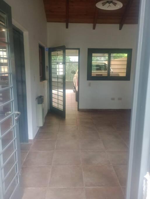 Casa 3 Habitaciones, 2 baños pileta a compartir con el anfitrion -
