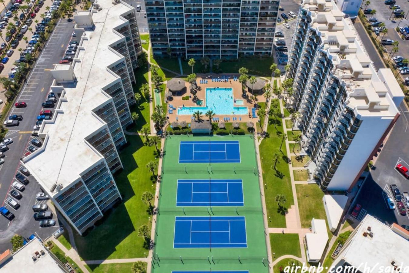 Ground Floor Beachfron 2Steps From Amenities Saida view 3