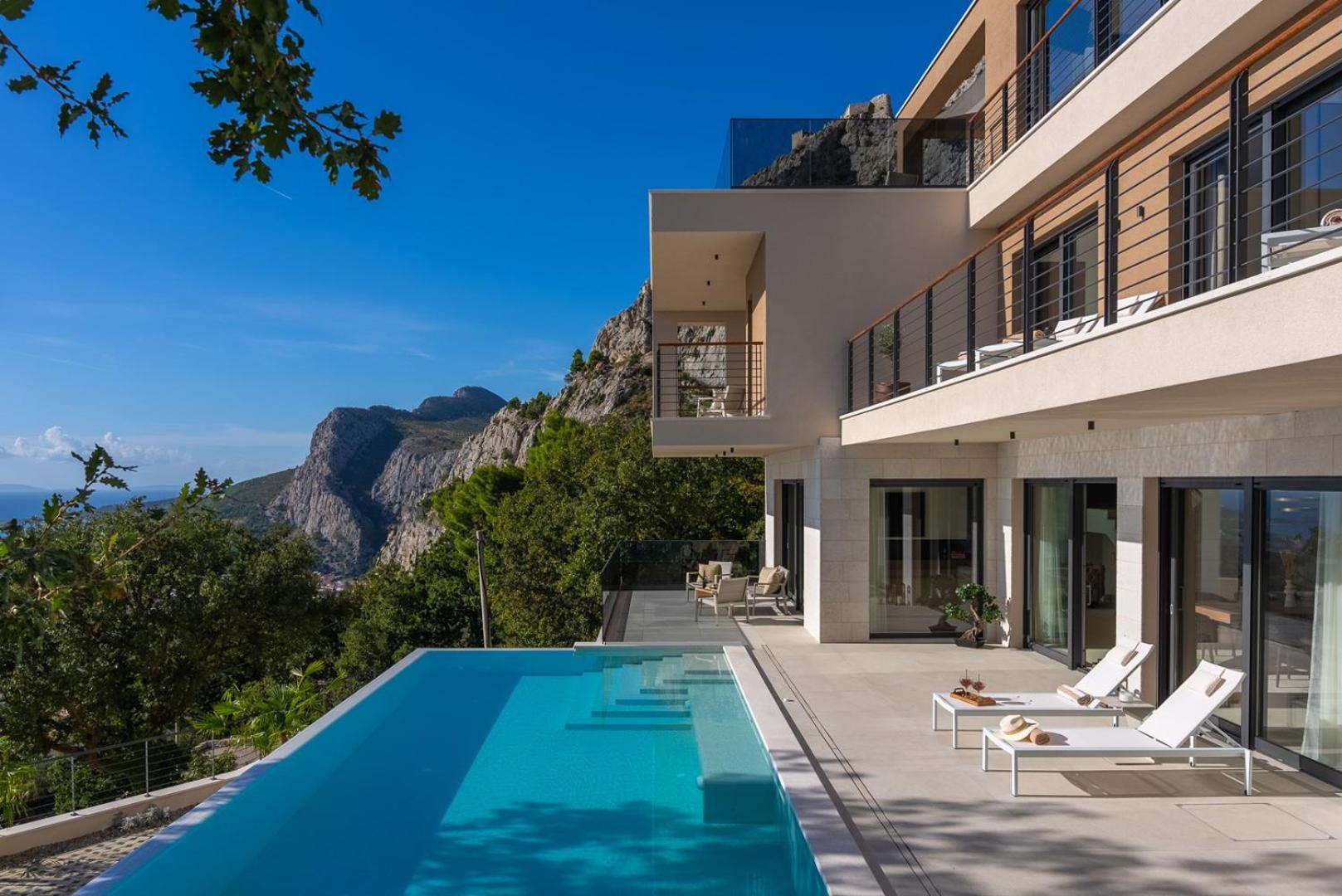 Luxury Villa La Mirada view 5