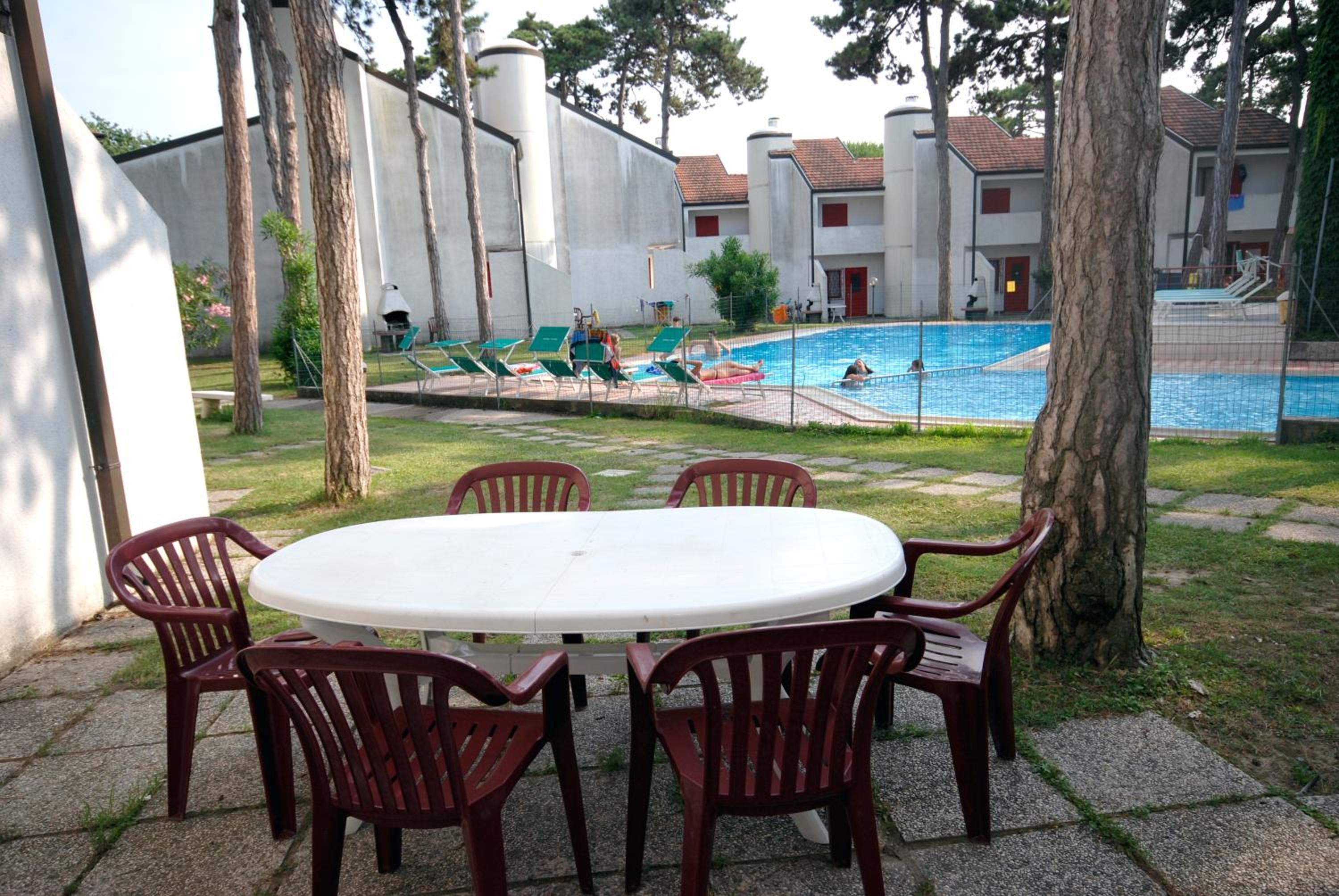 Holiday Village photo 2