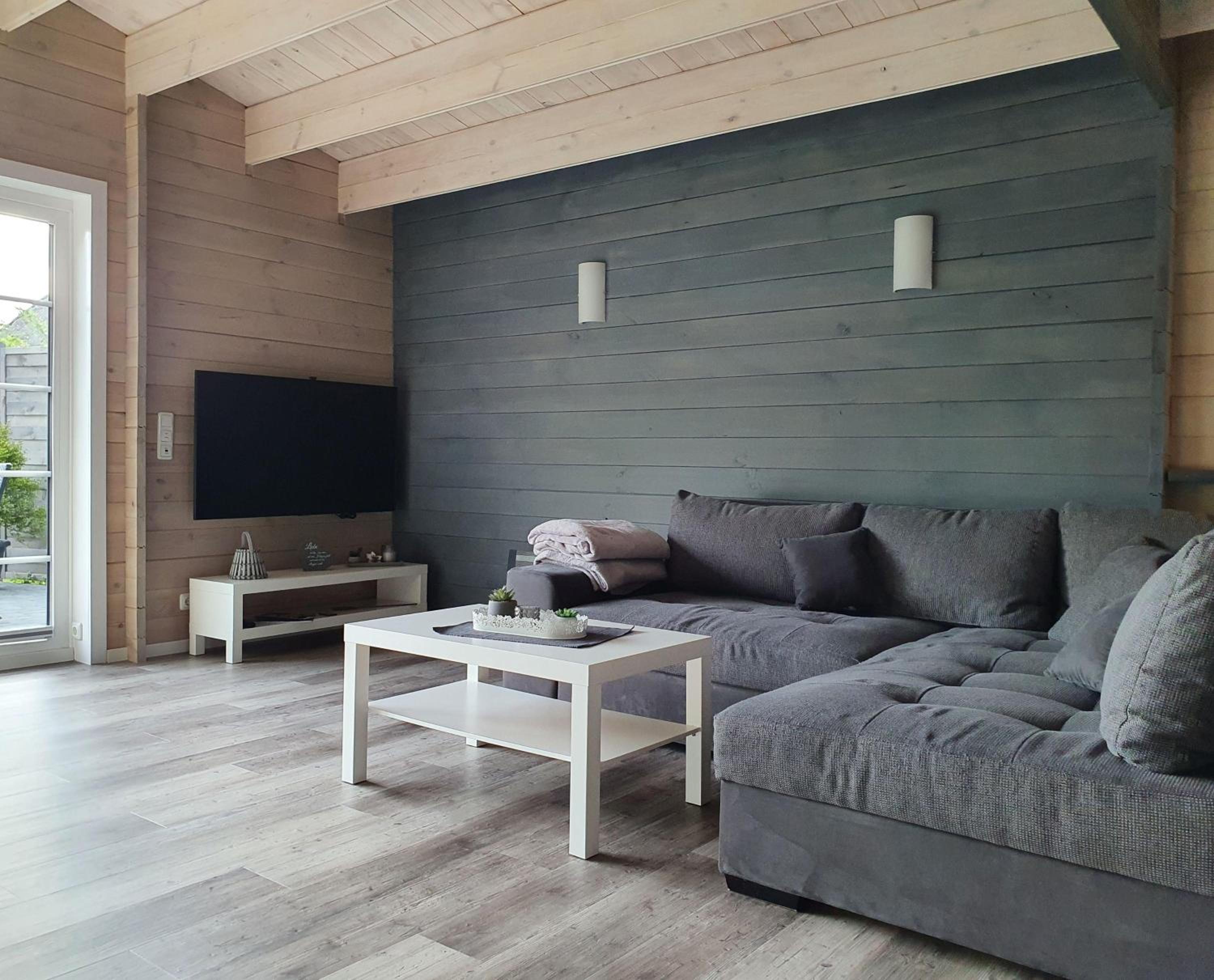 Idyllisches-Blockbohlenhaus-mit-eigenem-Garten-und-Sauna-zum-Wohlfuehlen