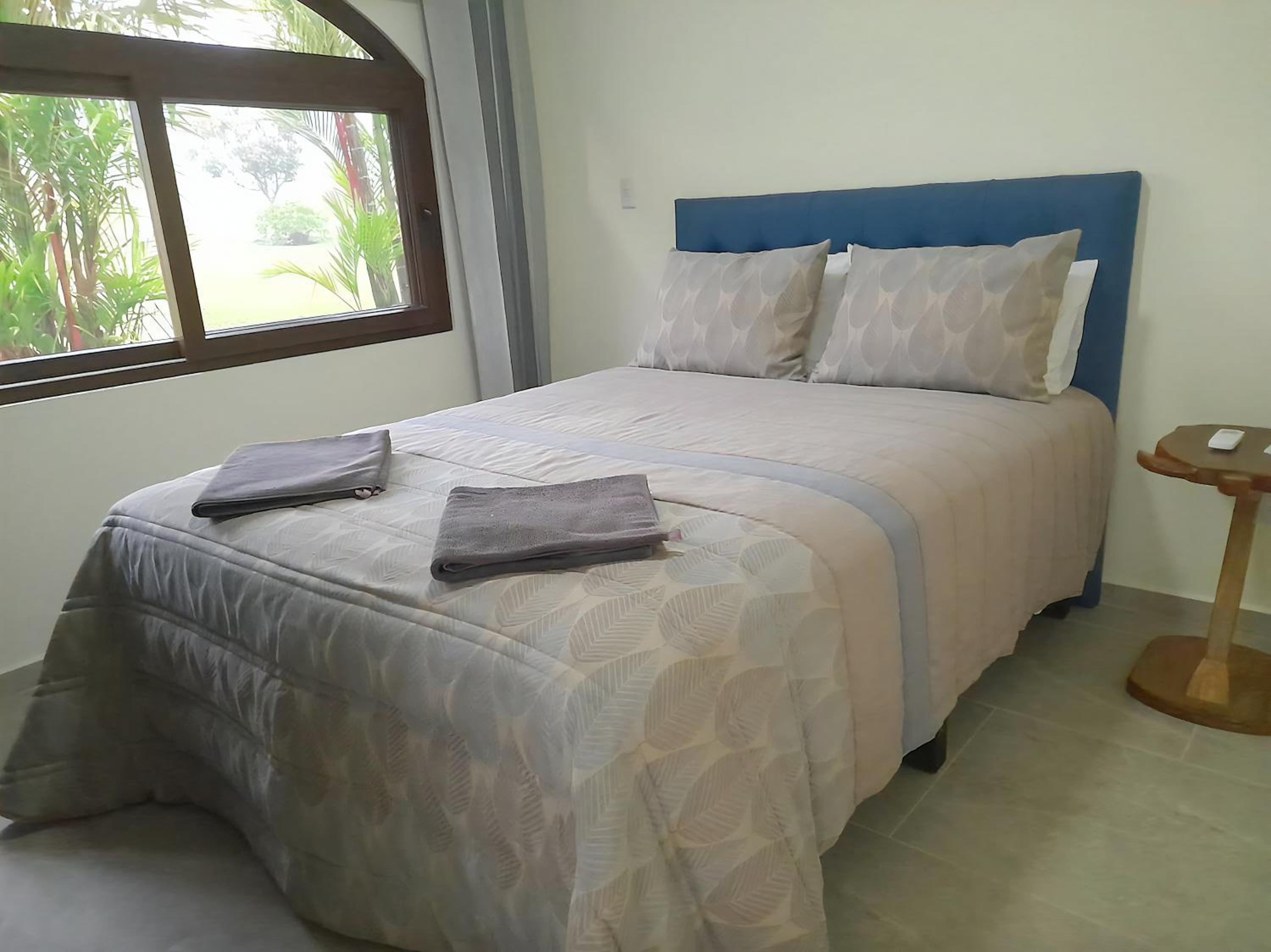 TOP RATED - Stunning Lake Arenal 2 Bed Country House