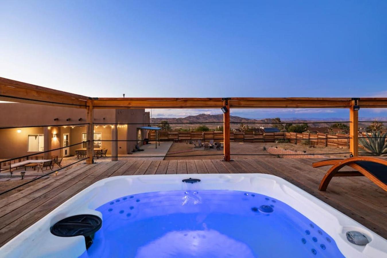 Pueblo Del Tierra-Luxe Joshua Tree Family Compound view 4