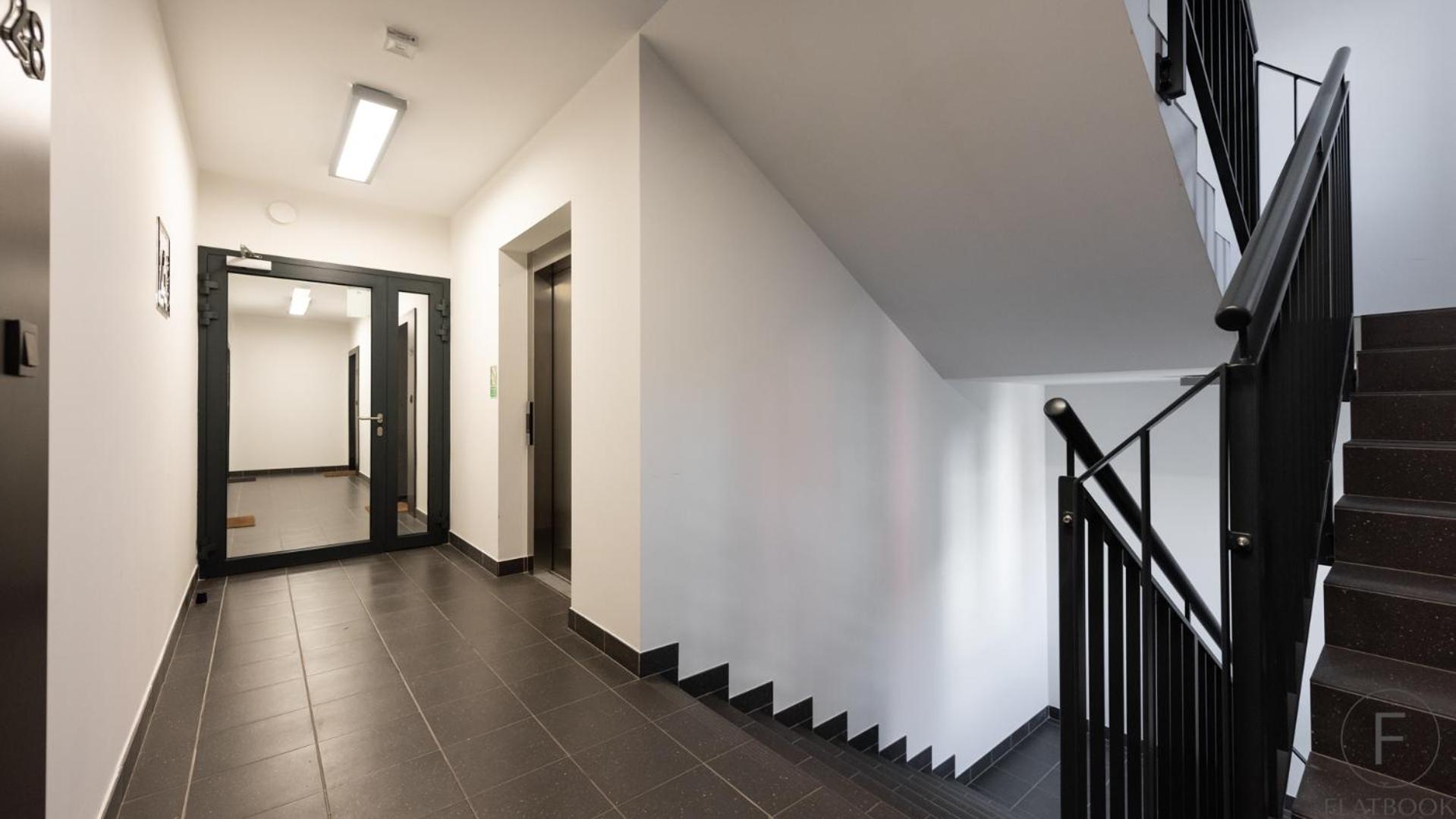 Flatbook City Centre Apartaments Parking