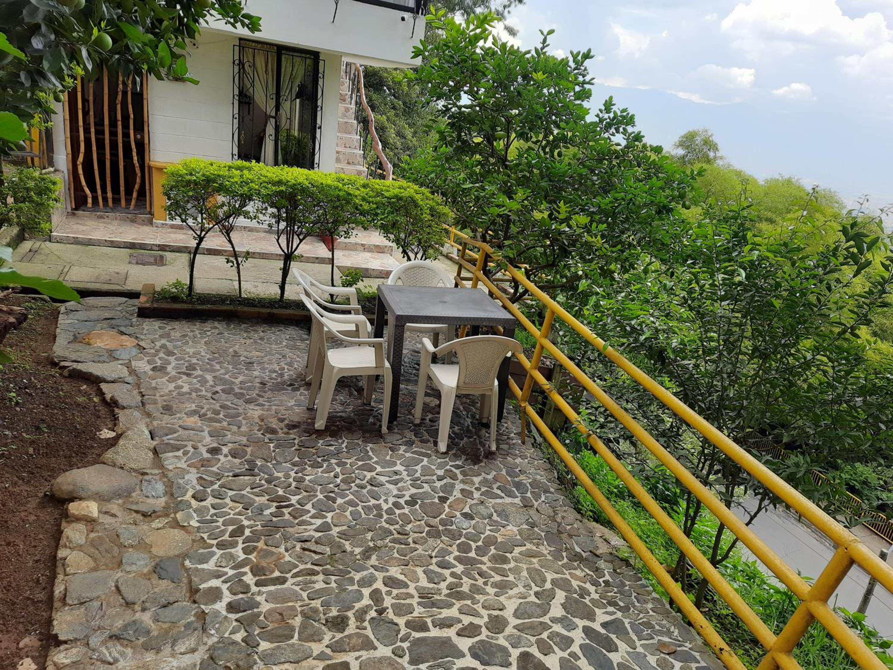 Apartamento Pintoresco Medellín view 4