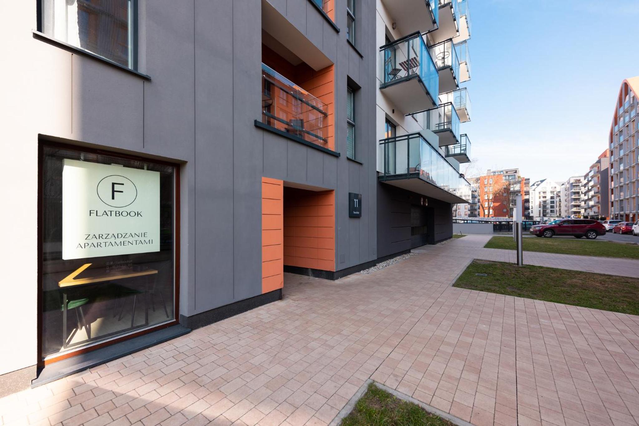 Flatbook City Centre Apartaments Parking