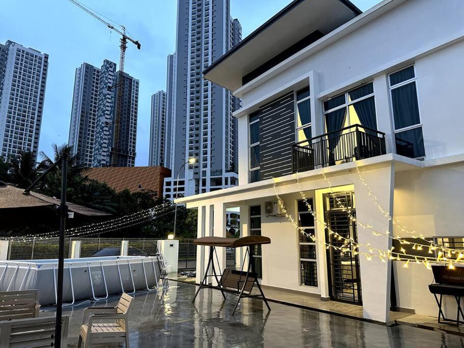 Huge corner lot 20 pax BBQ/karaoke/mahjong/event photo 1