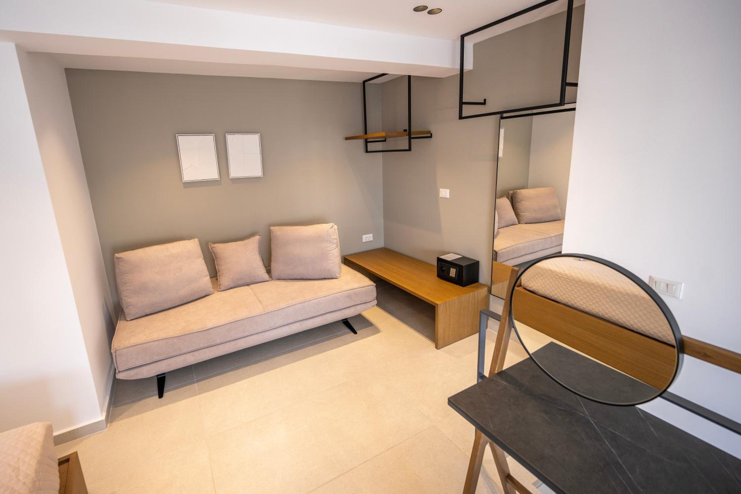 Athens Genesis Luxury Suites