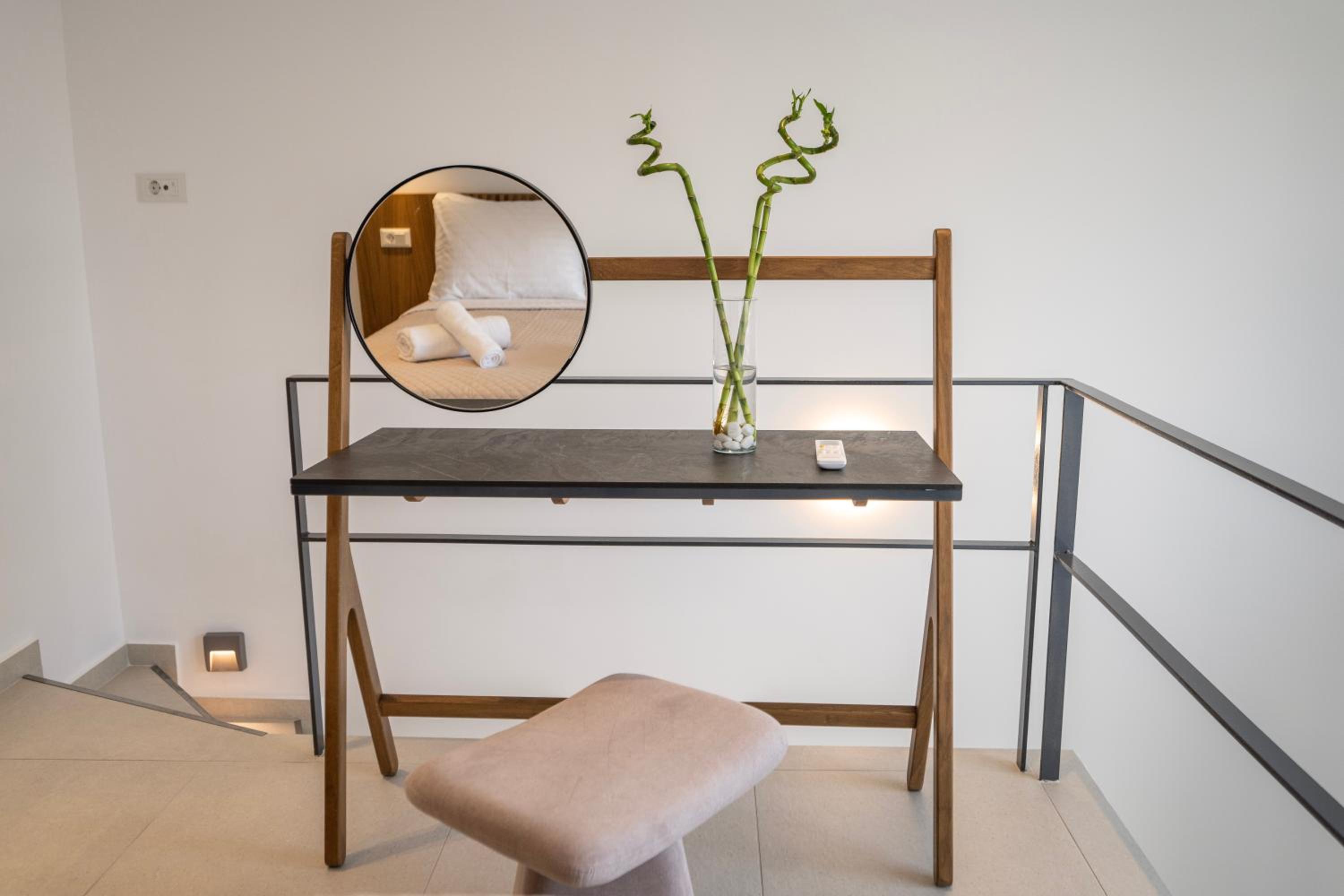 Athens Genesis Luxury Suites