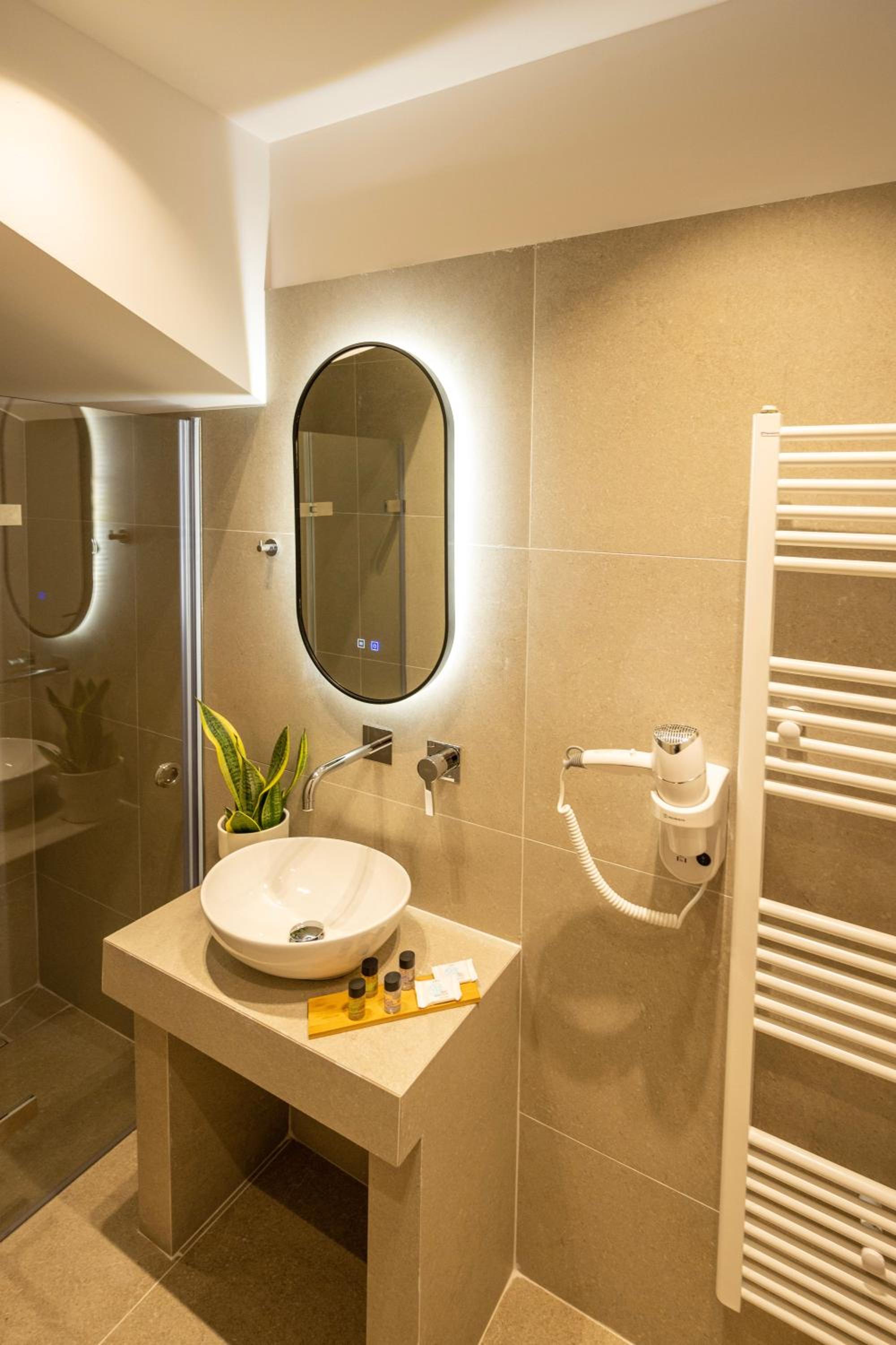 Athens Genesis Luxury Suites