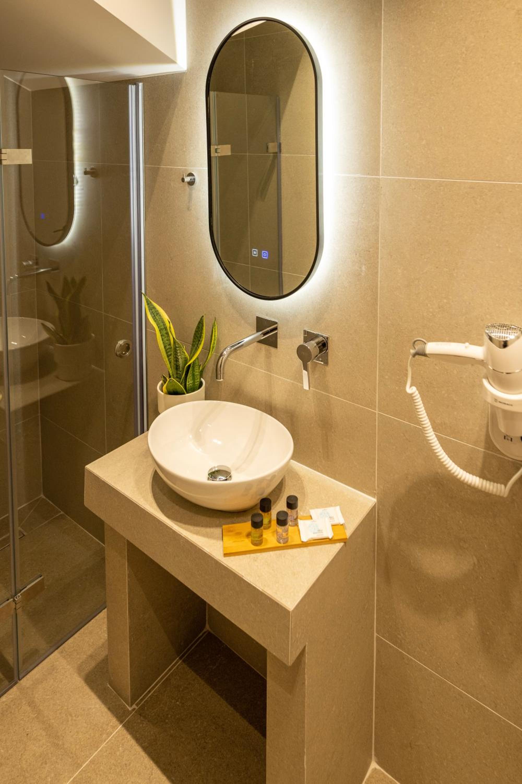 Athens Genesis Luxury Suites