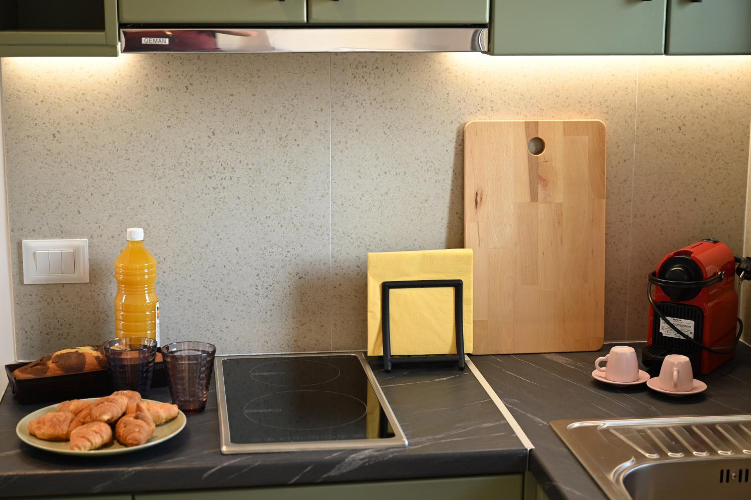 Athens Genesis Luxury Suites