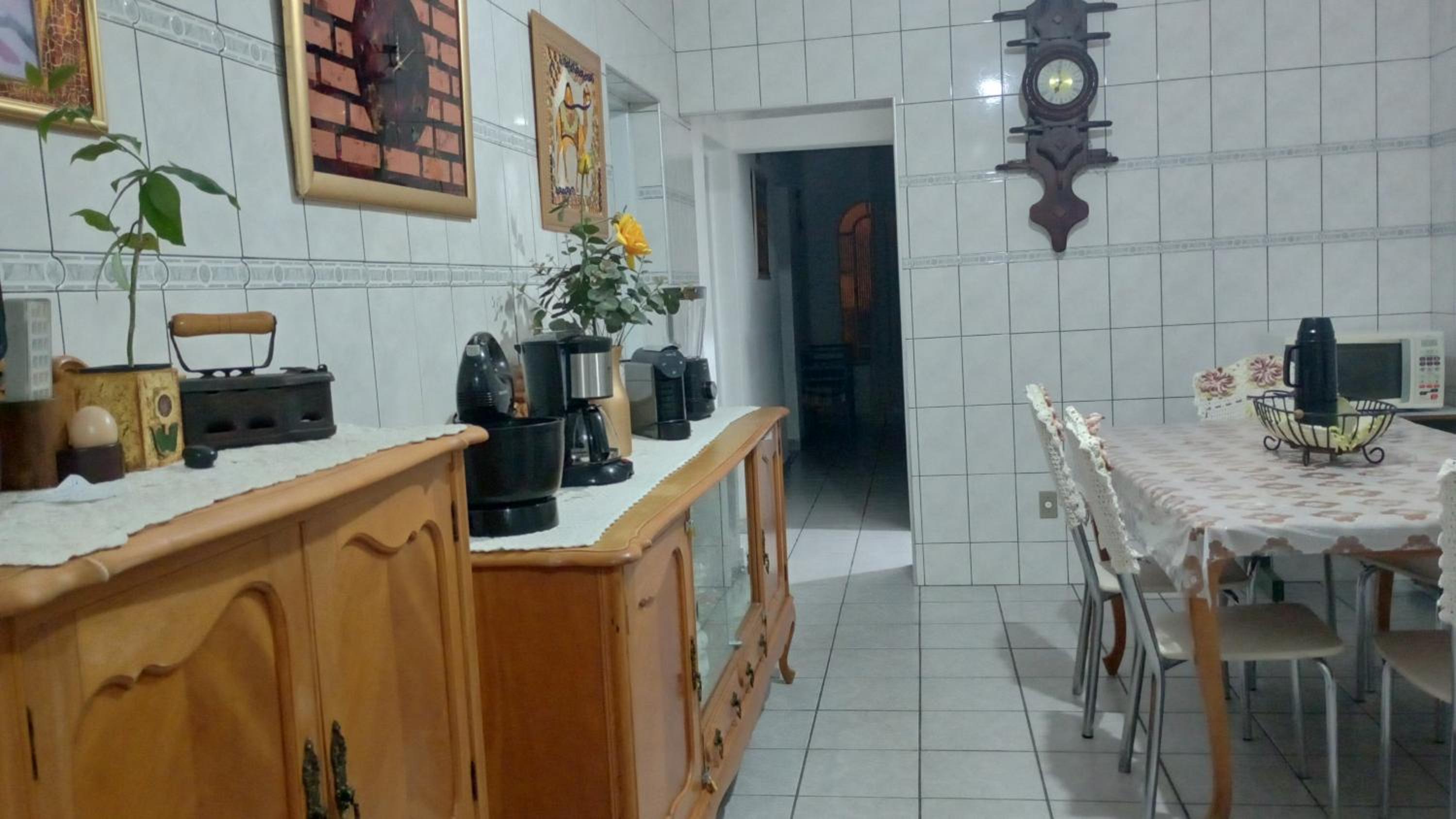 CASA com ACOMODAÇÃO para 6 PESSOAS