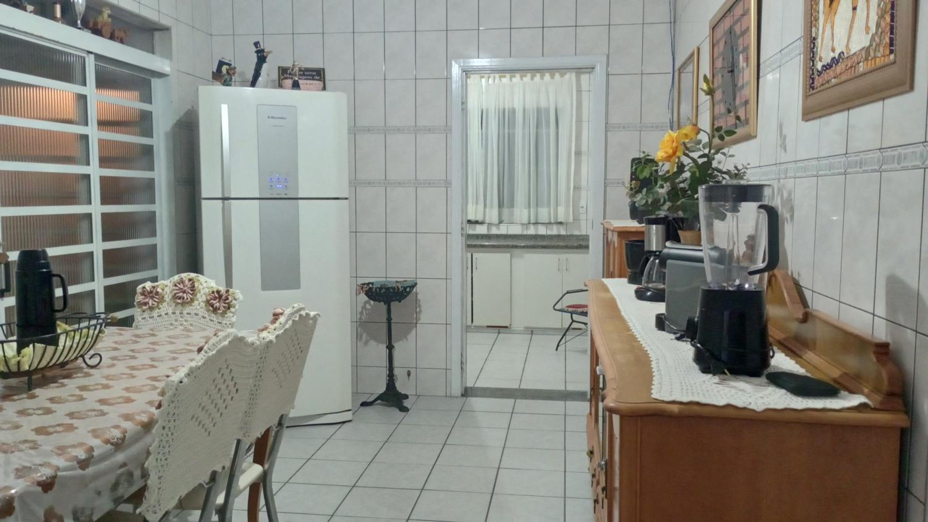 CASA com ACOMODAÇÃO para 6 PESSOAS