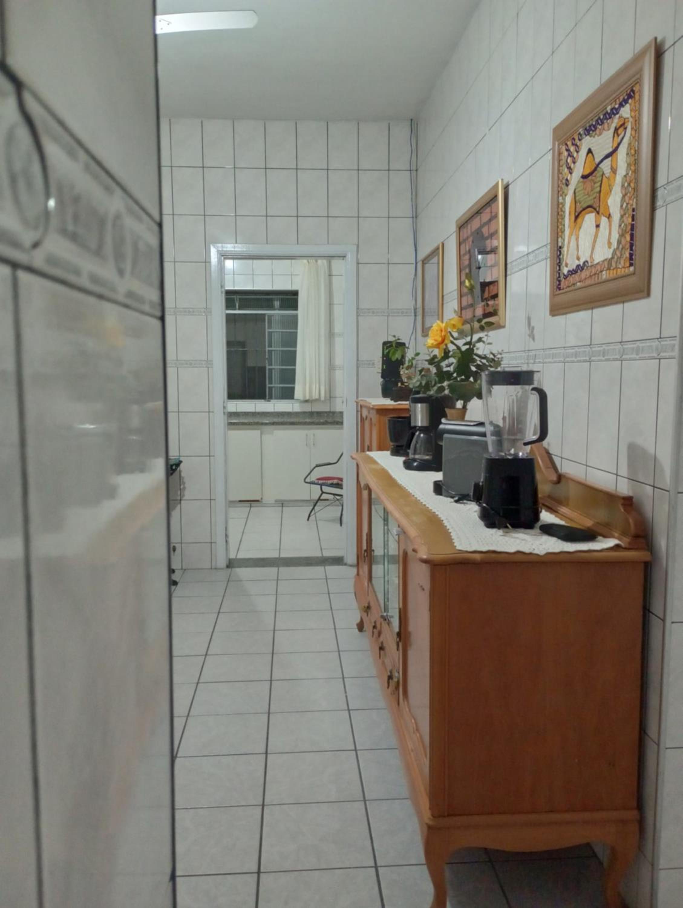 CASA com ACOMODAÇÃO para 6 PESSOAS