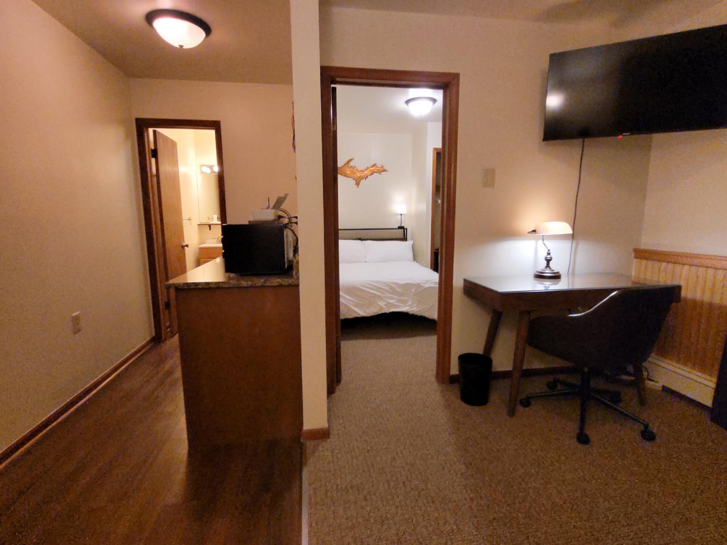 Photo 18