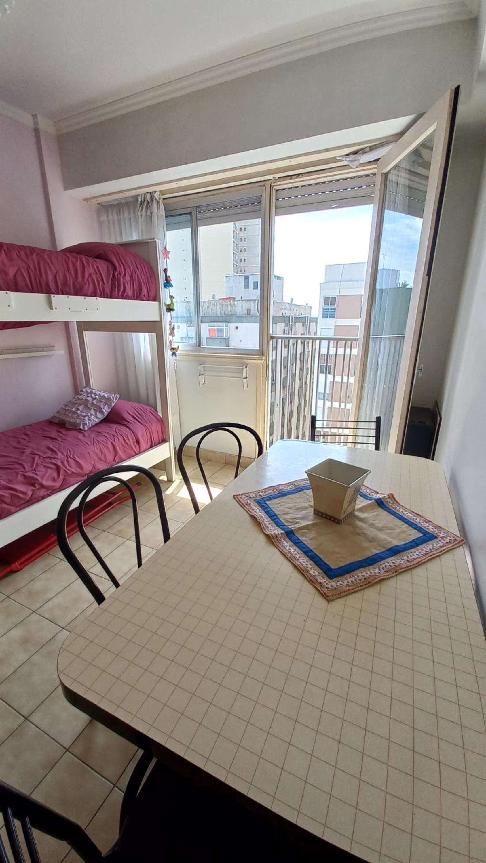 Departamento a una cuadra del mar en zona Guemes Mar del Plata