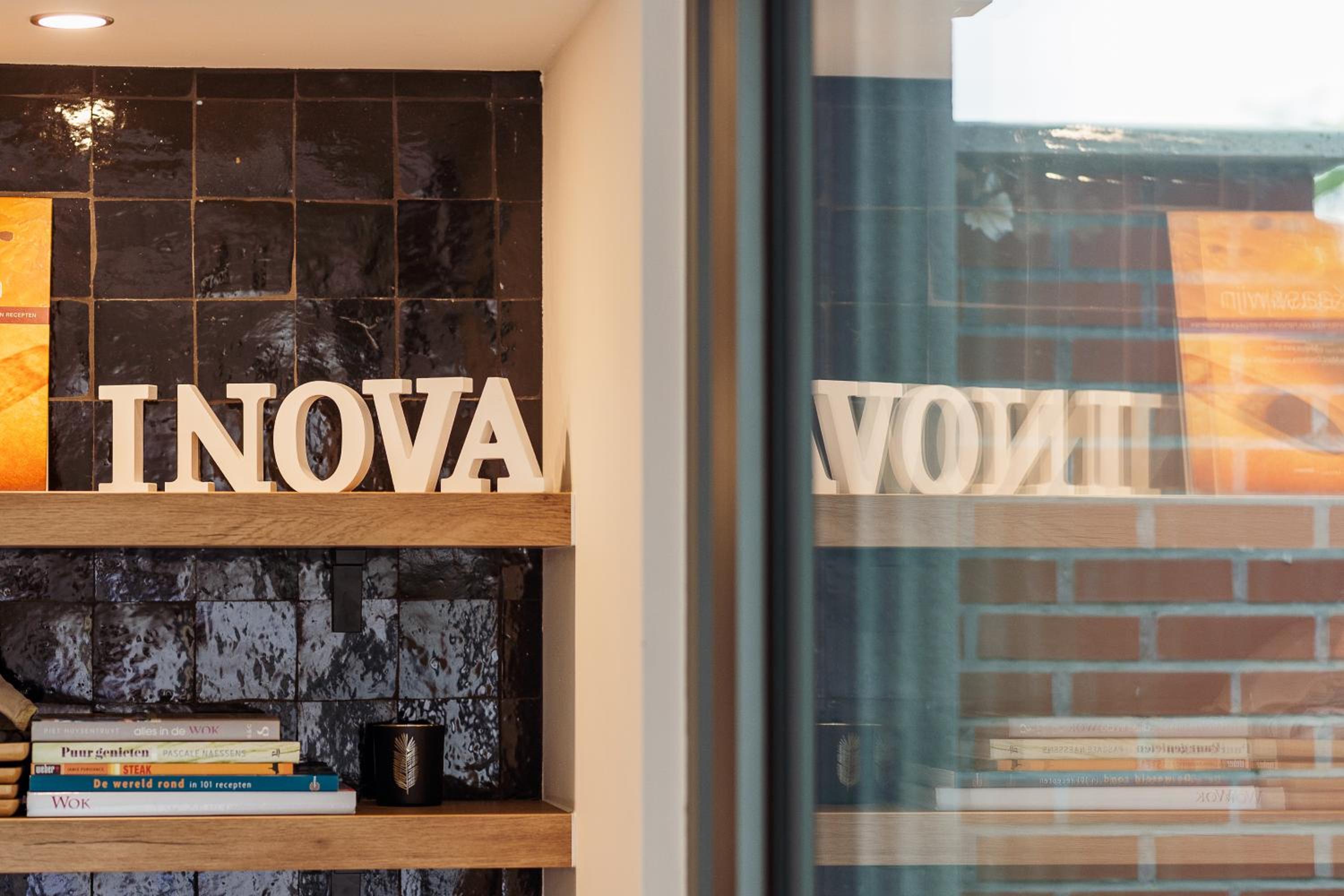 Inova - Comfort Room with Private Bathroom and Shared Facilities