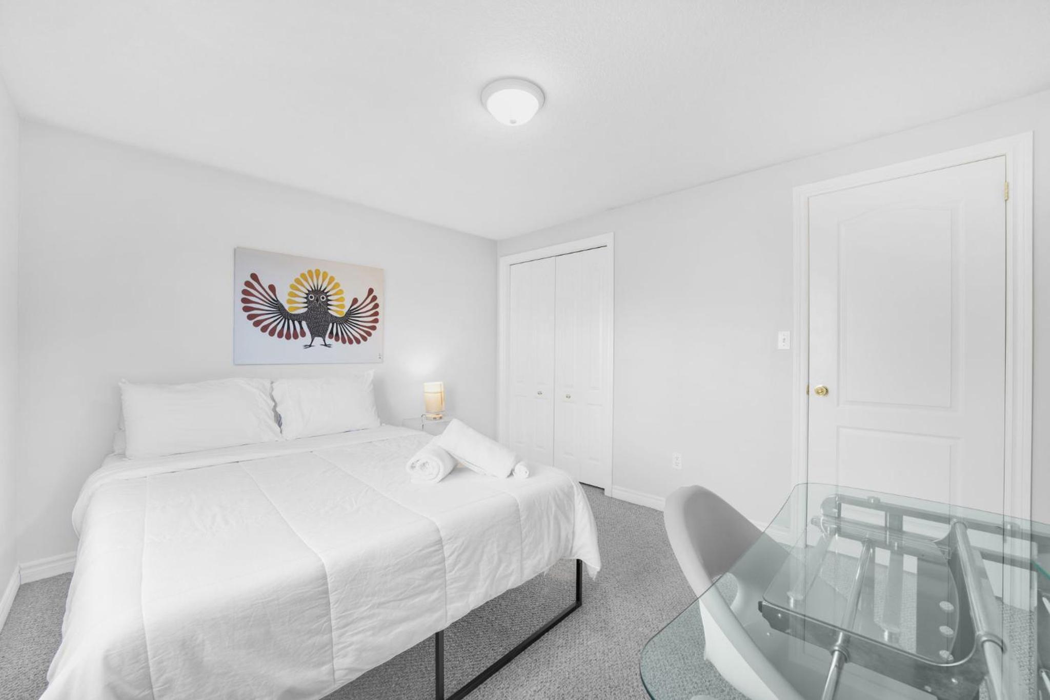 Guelph Vacations - Hanlon Creek Gem Close To U Of G 3 Bedroom - Property Image 13