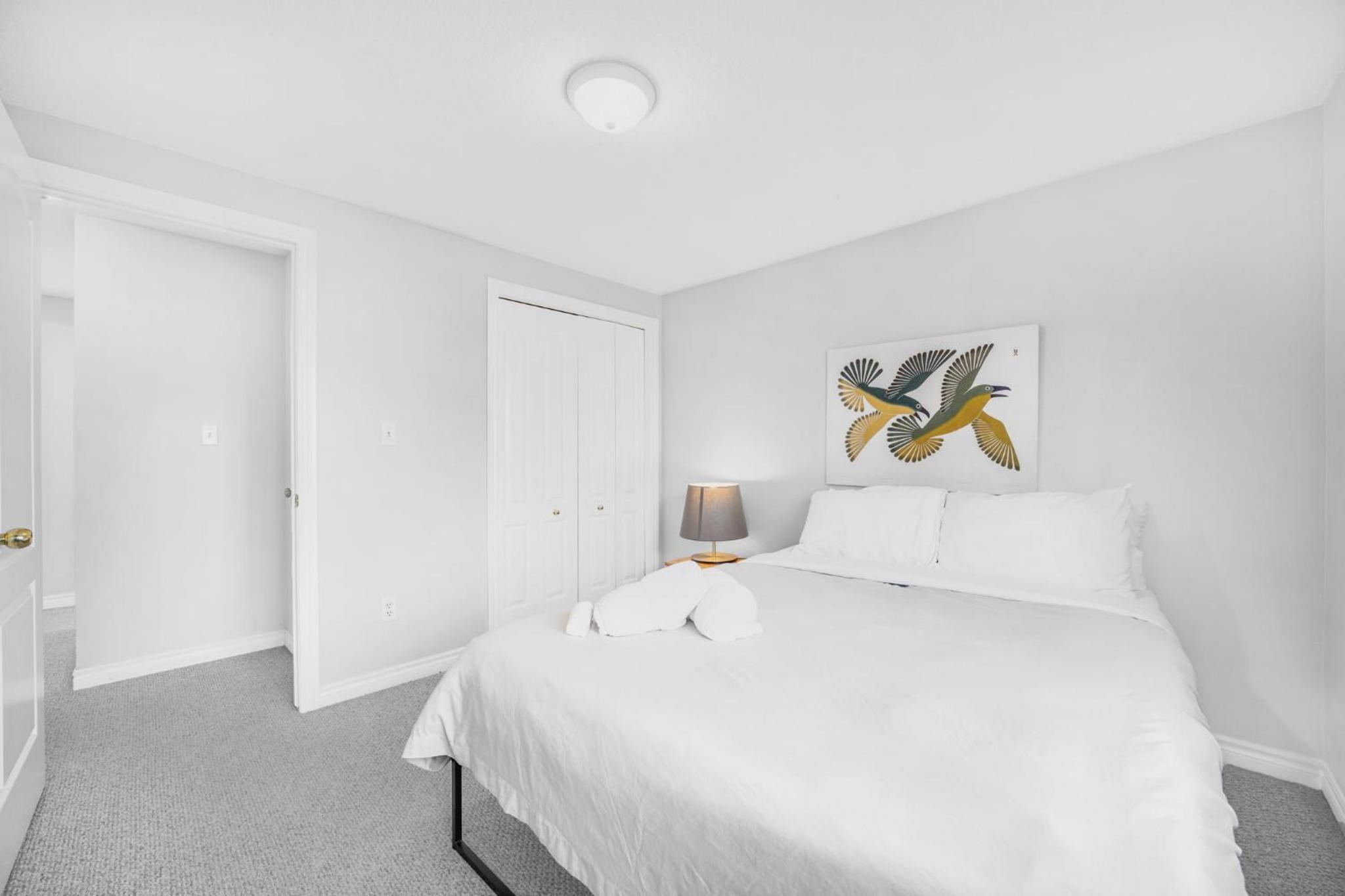 Guelph Vacations - Hanlon Creek Gem Close To U Of G 3 Bedroom - Property Image 12