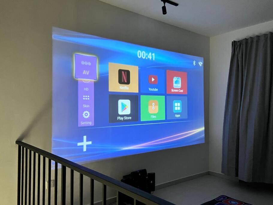 3Floor landed Endlot w pooltable/karaoke/gamesroom