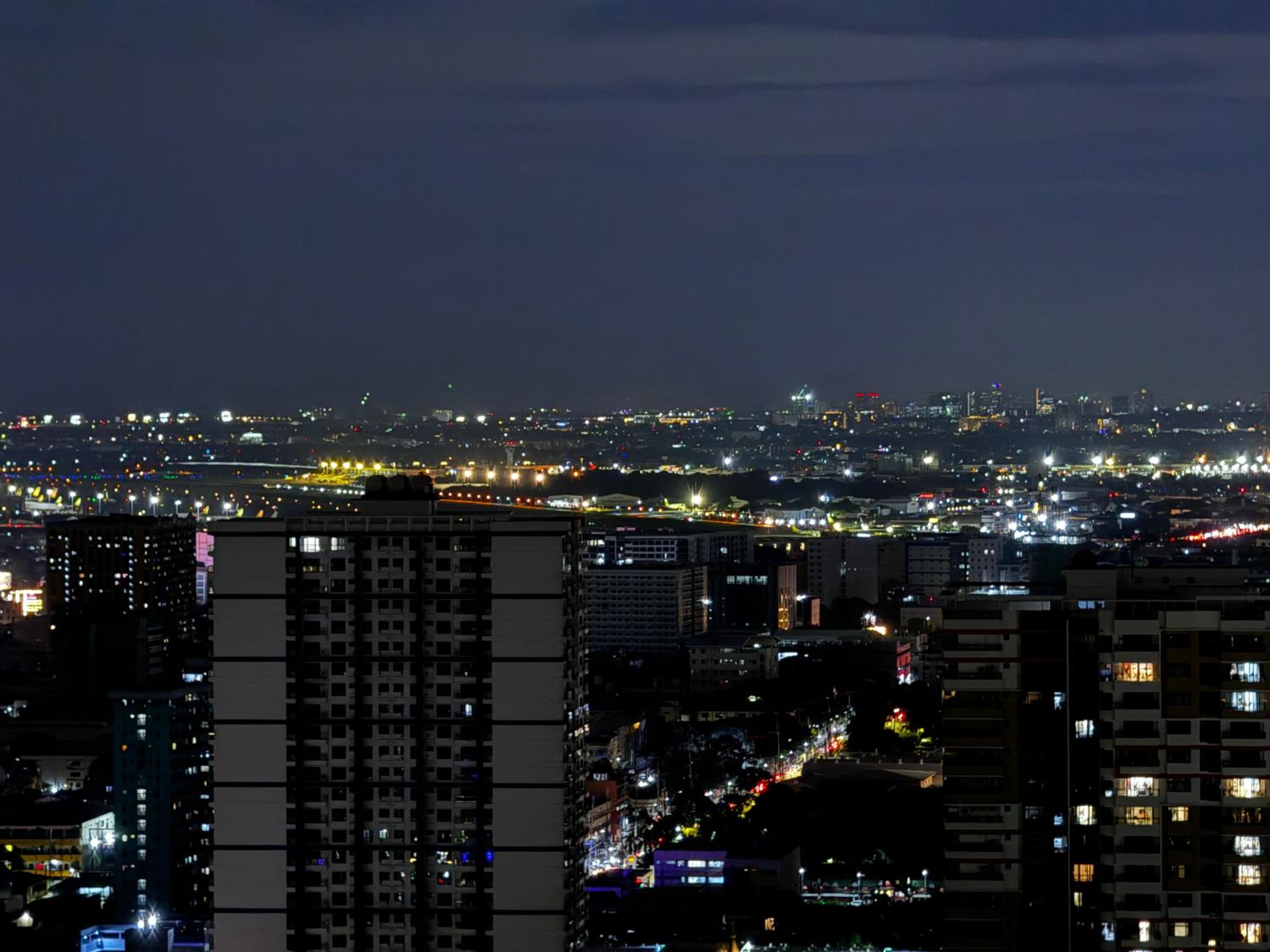 Beautiful 1bed condo Nr Airport, MOA, Makati, Bay view 4