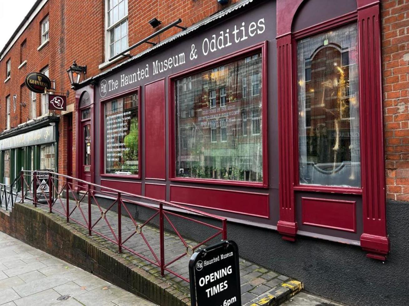 Ground Floor Apartment, great for families, situated in historic The Park area Nottingham