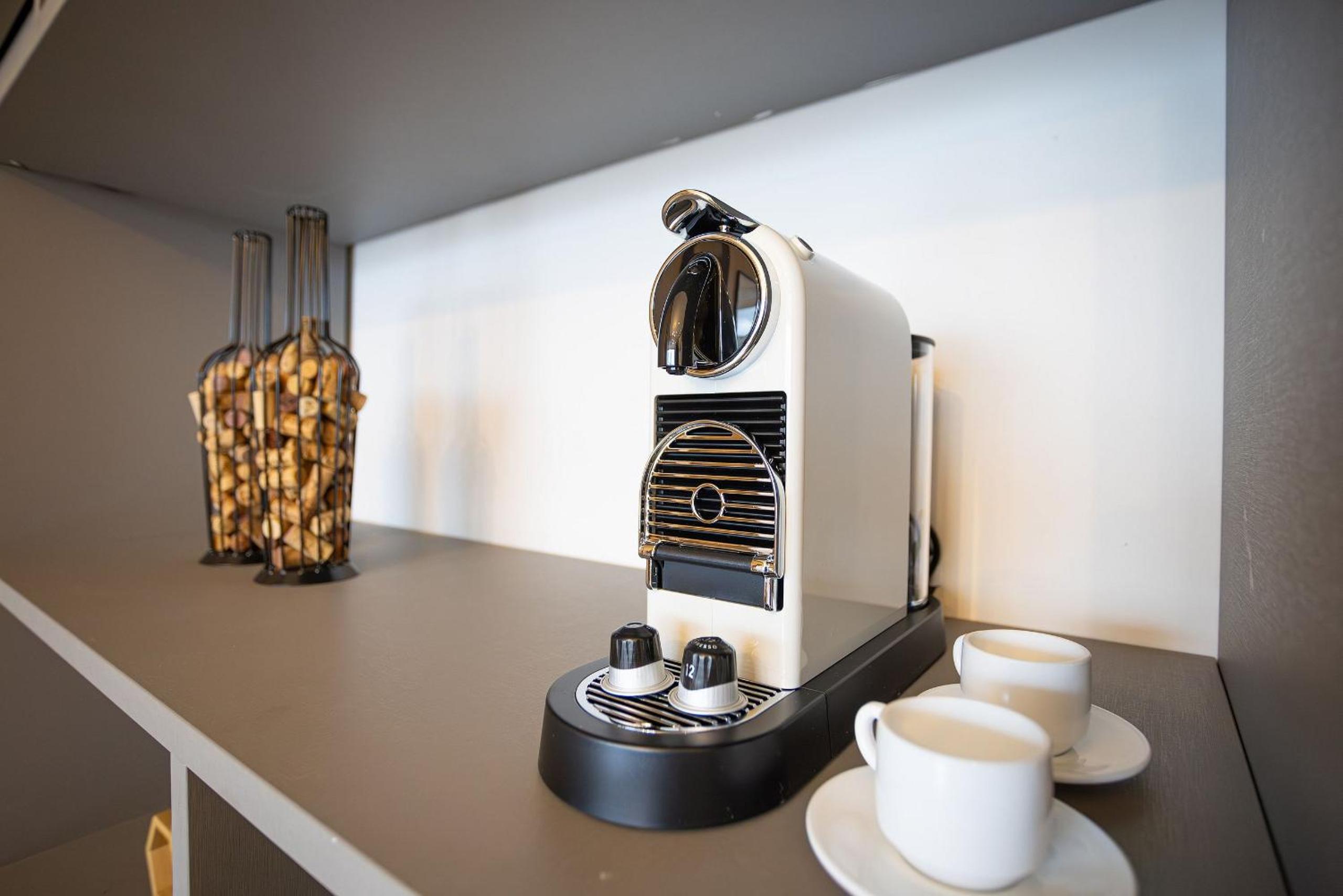 One Eleven Home And Work By Helbor
