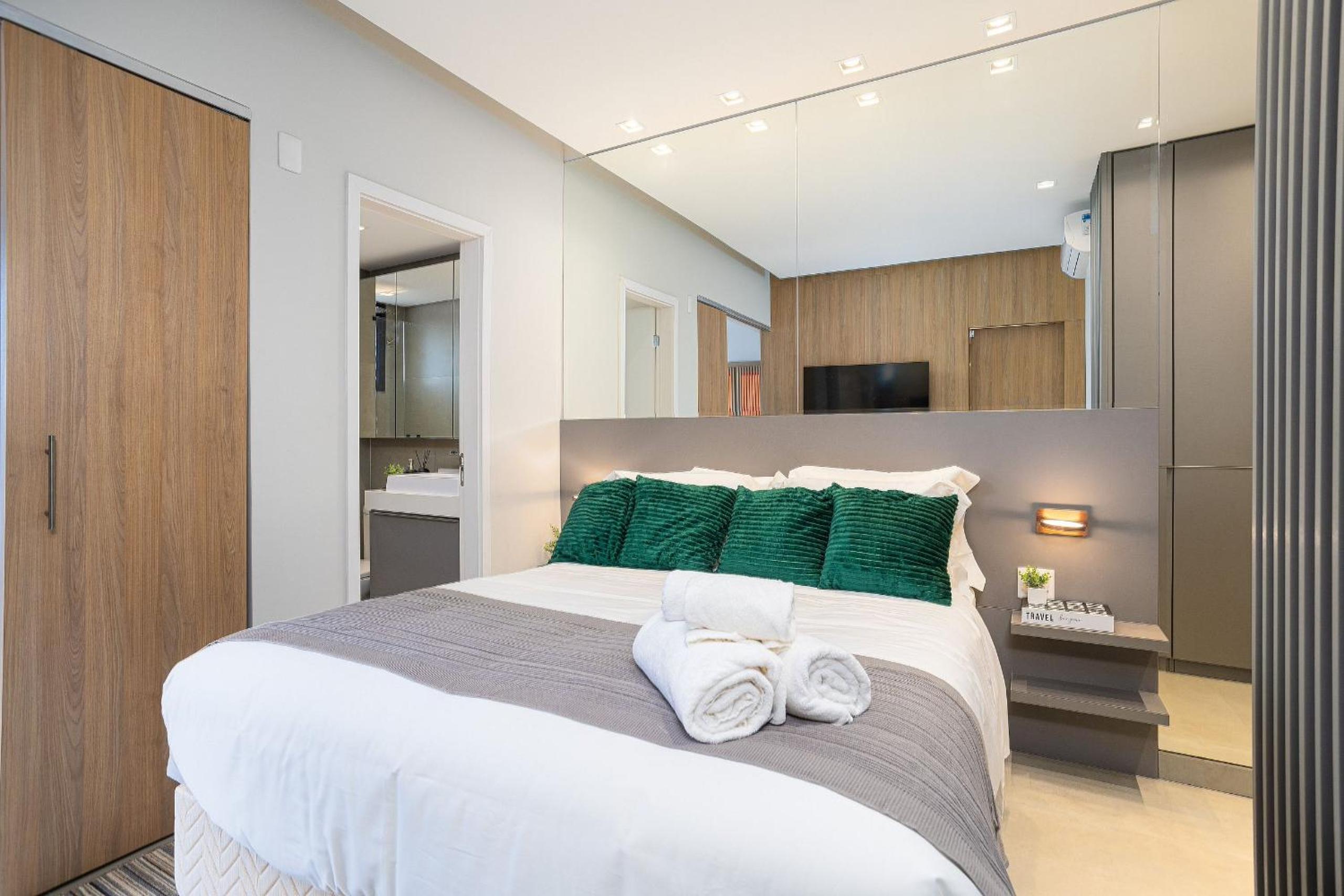 One Eleven Home And Work By Helbor