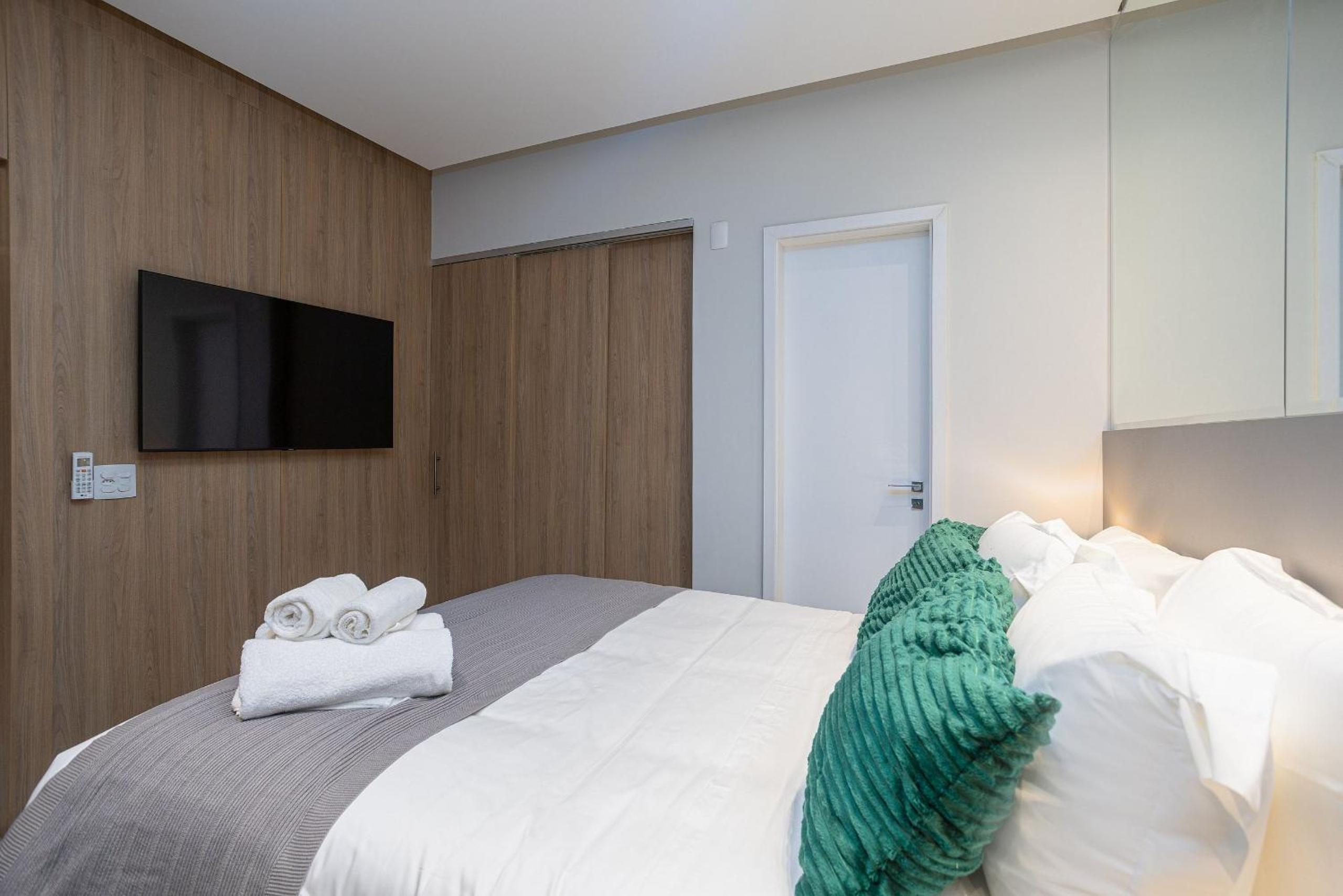 One Eleven Home And Work By Helbor