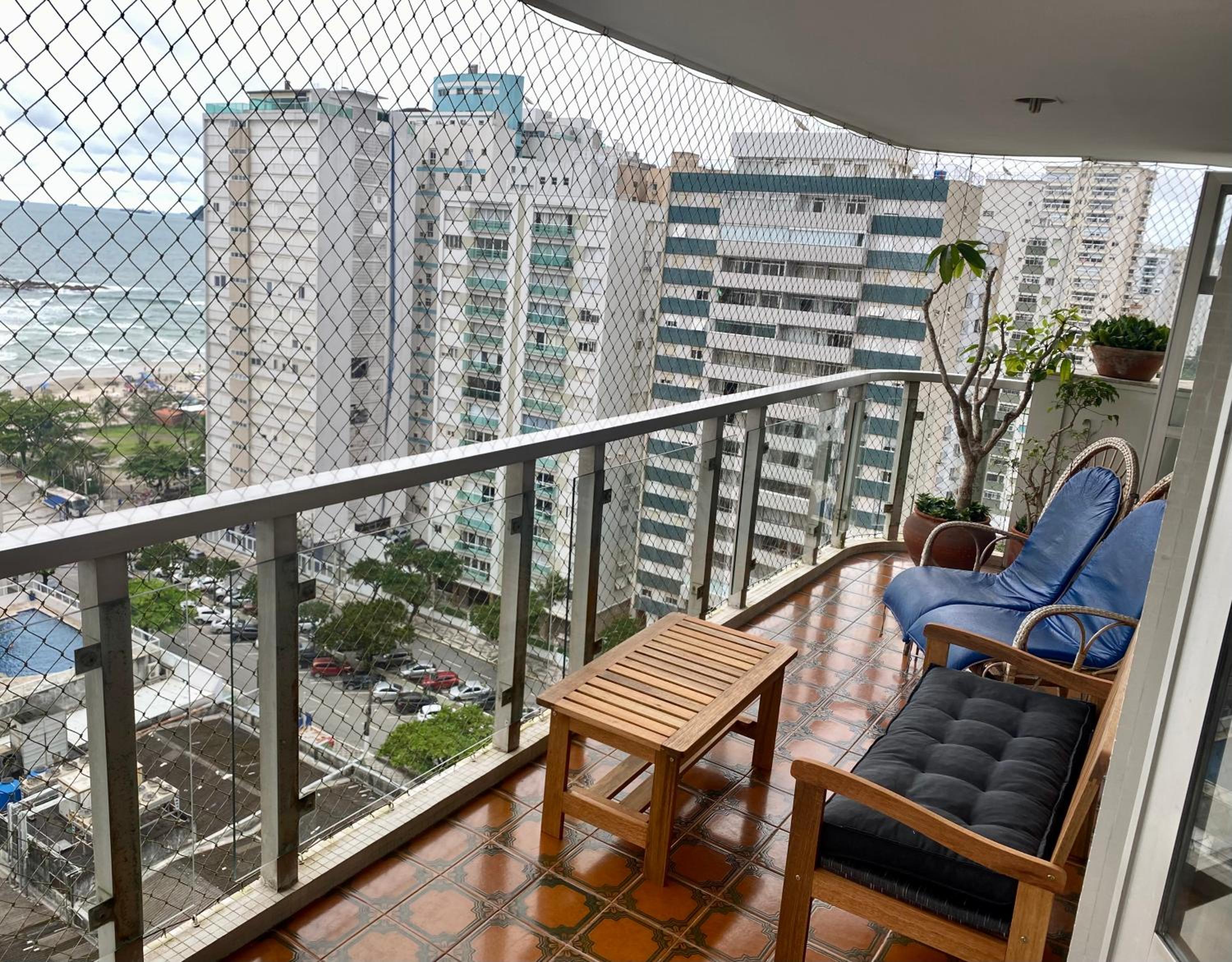Apartamento espaçoso com vista