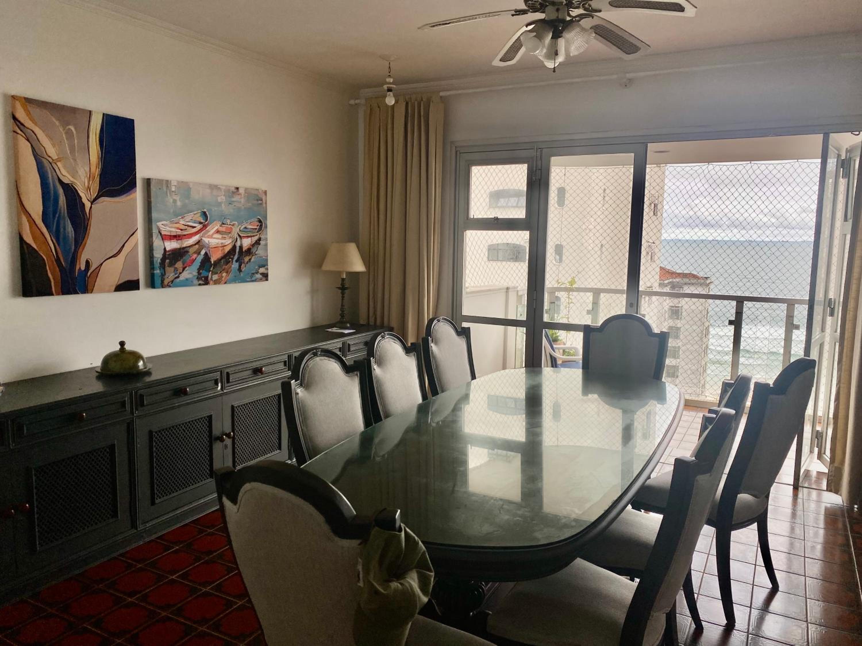 Apartamento espaçoso com vista
