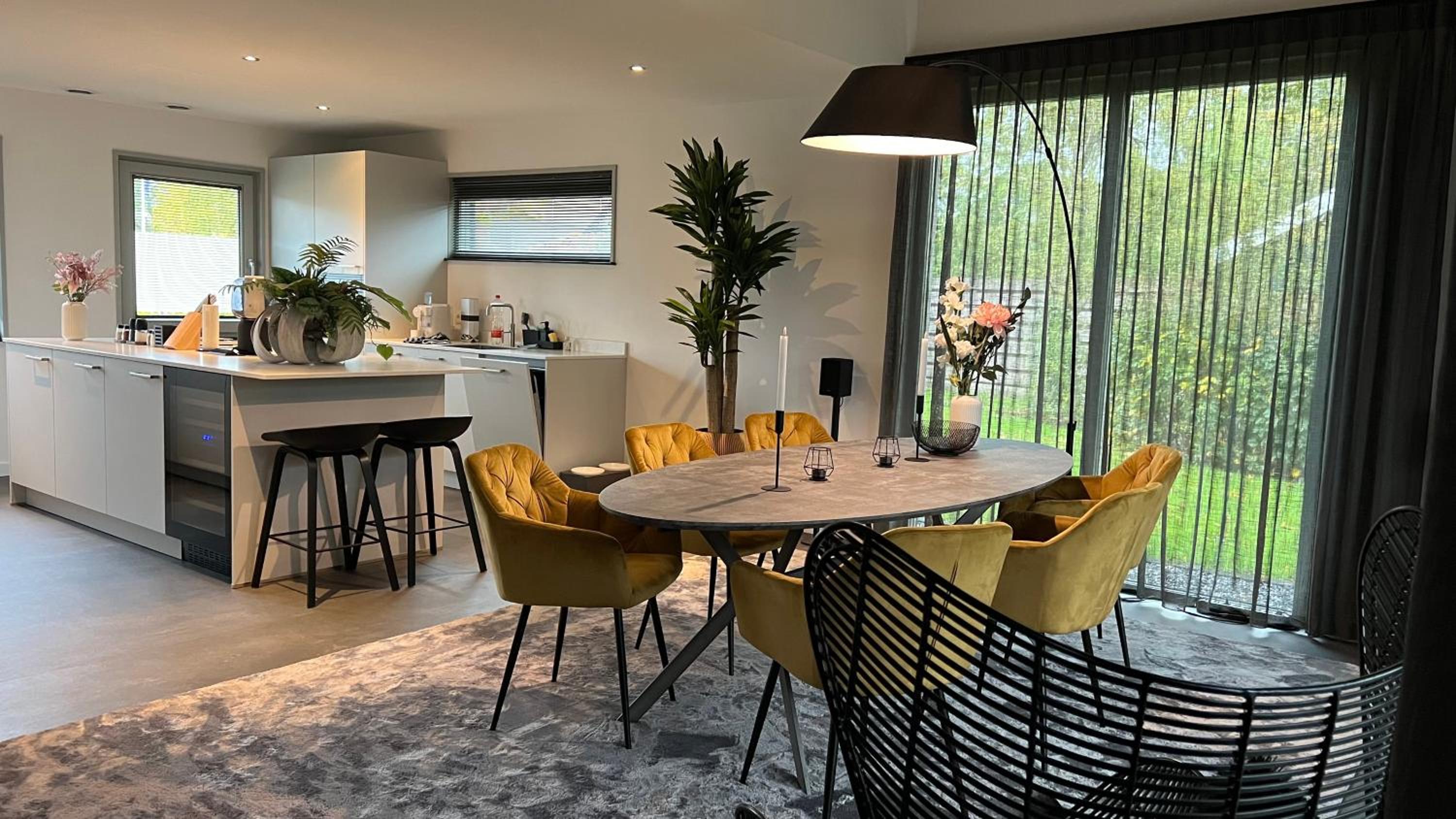 VILLA ARYVE in See-, Strand- und Golfplatznähe inklusive NETFLIX, Bad en Suite und Wohlfühlgarantie view 2