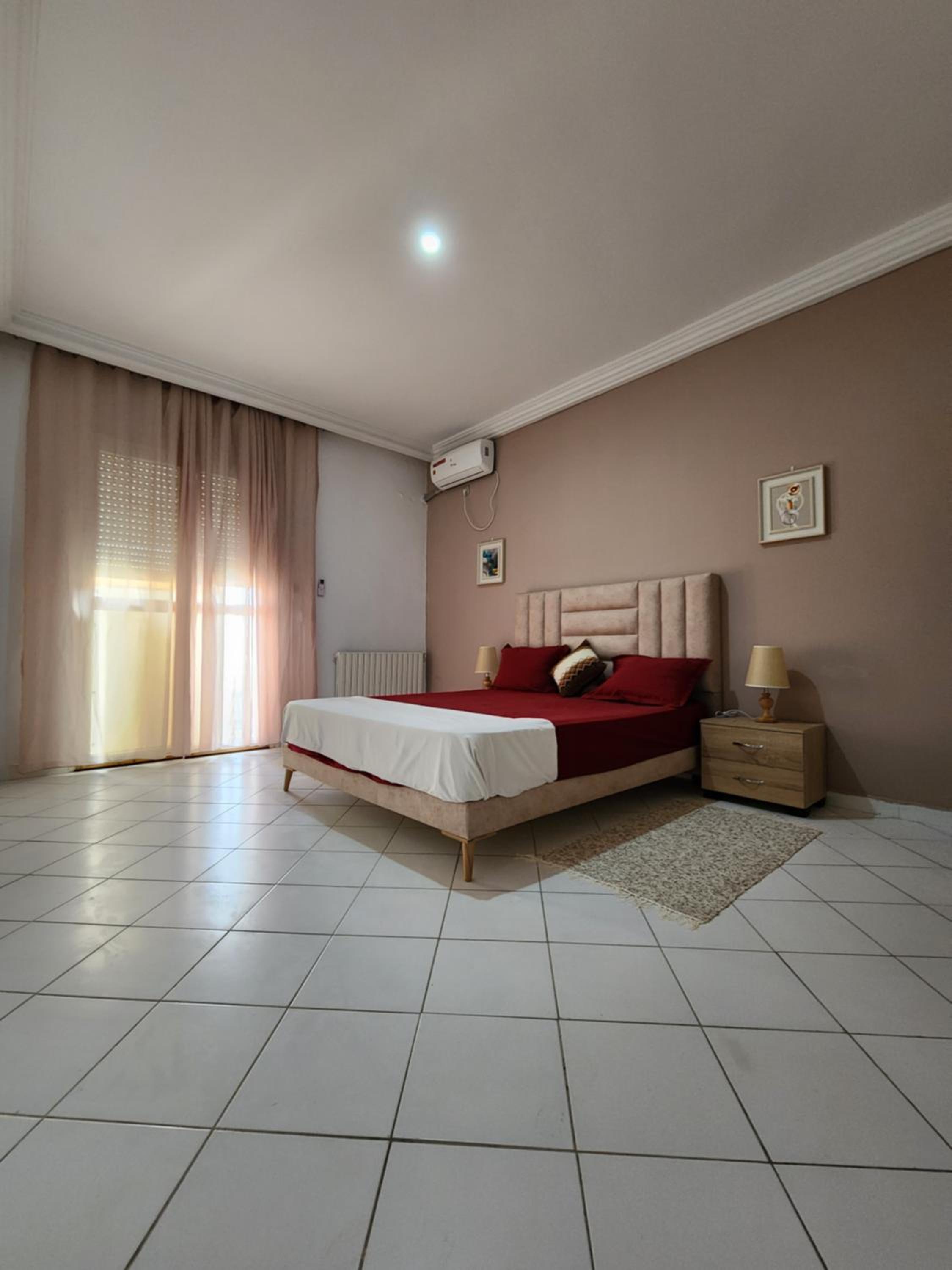 Duplex bien equipe securise avec jardin et veranda view 3