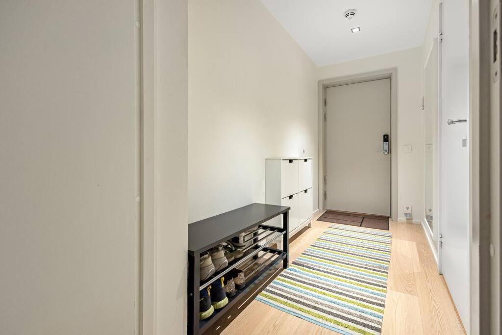 Modern 3bed room sea view apartment @ Oslo Barcode