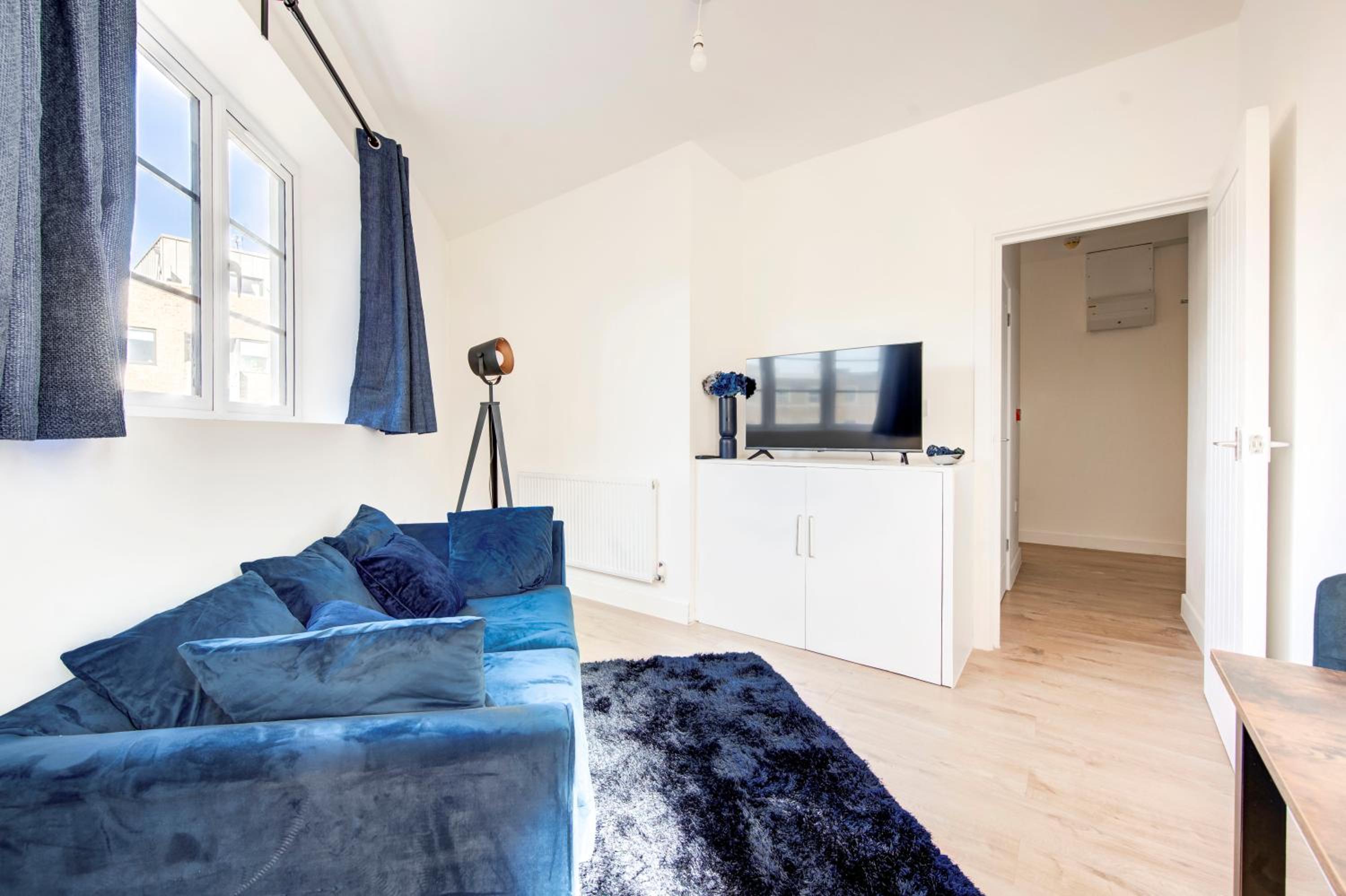 2 Bedroom Apartment in Brixton with Wi-Fi