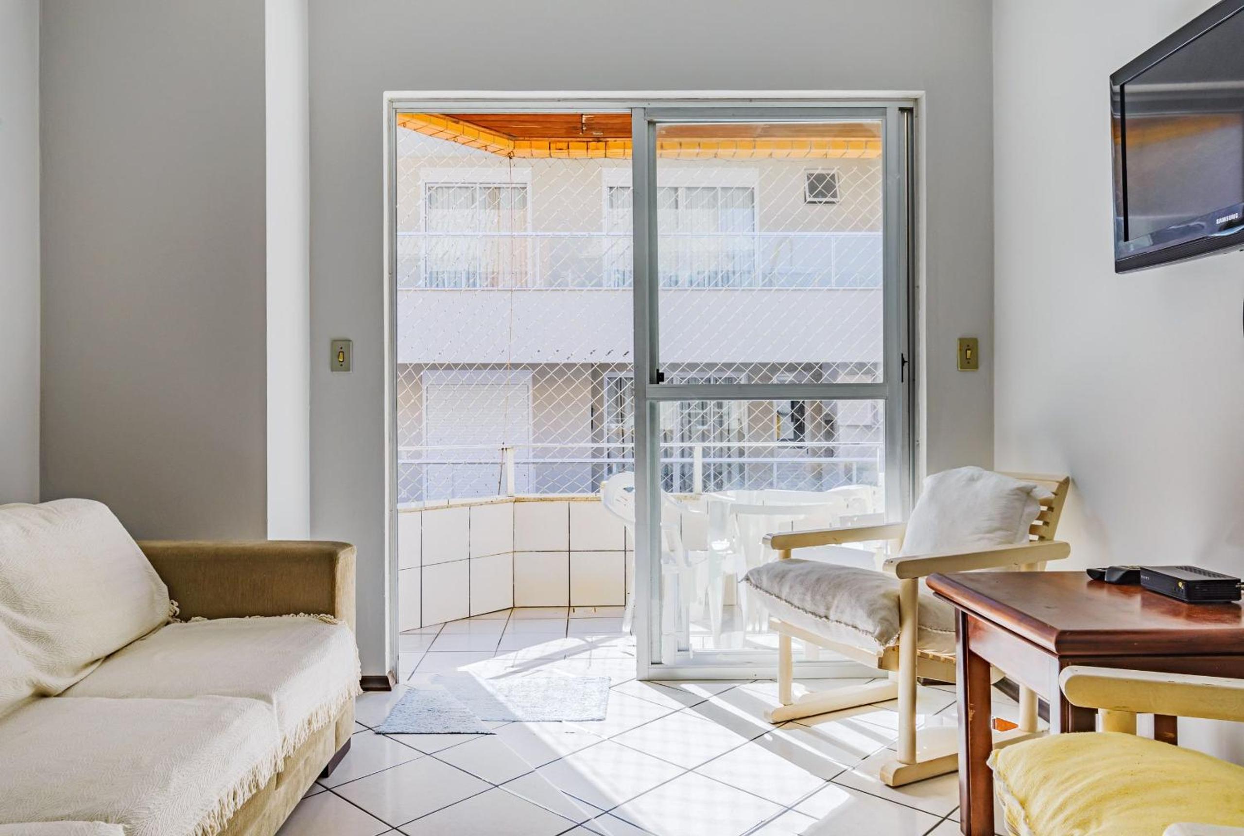 Apt w/ Balcony 250m Mariscal Beach CIT0066