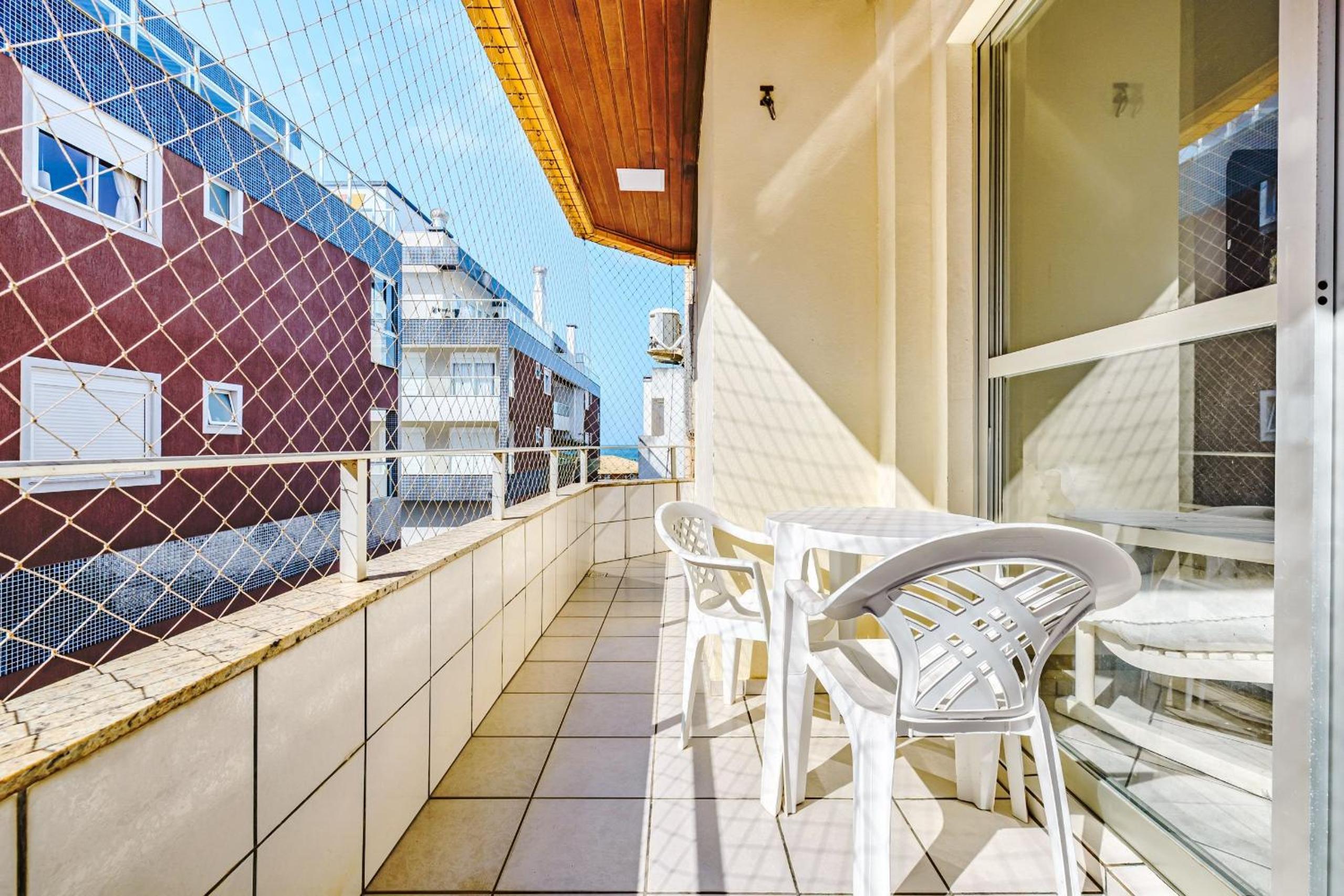 Apt w/ Balcony 250m Mariscal Beach CIT0066