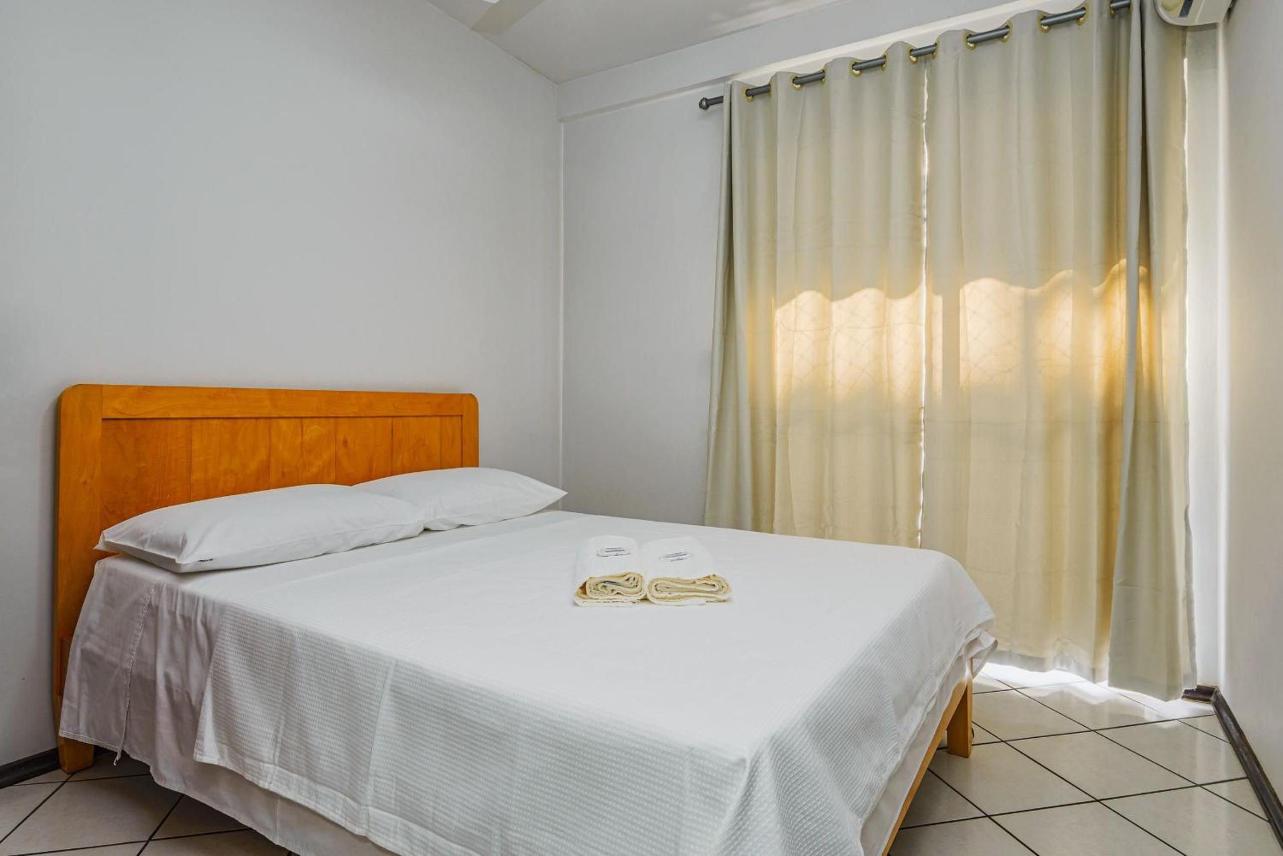 Apt w/ Balcony 250m Mariscal Beach CIT0066