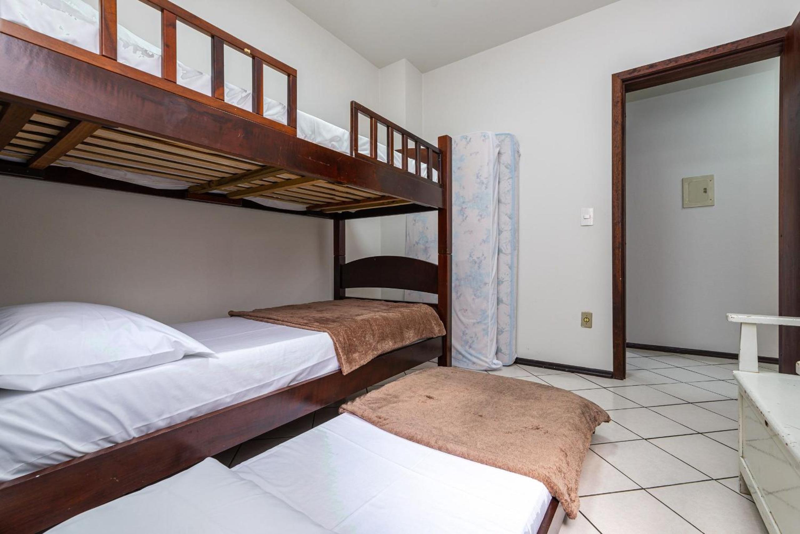 Apt w/ Balcony 250m Mariscal Beach CIT0066