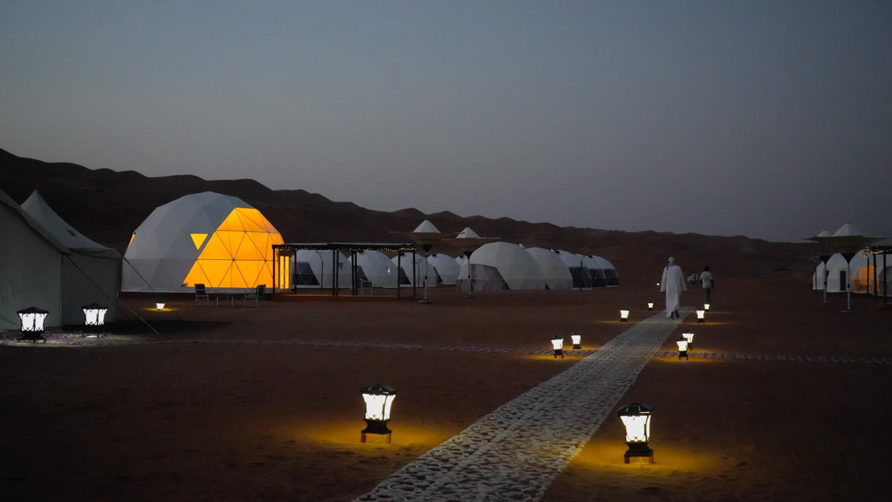 Luxury Desert Camp Oman view 5