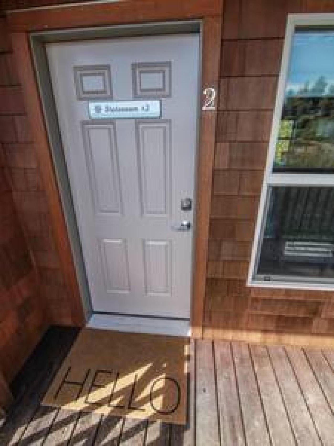 2BR Astoria Escape Surrounded by Water Views view 3