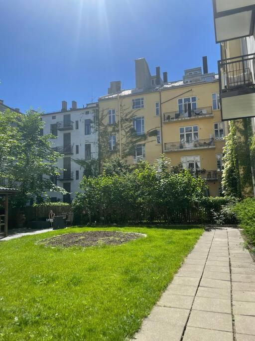 Exclusive, cosy, elegant Frogner apartment in the center of Oslo view 3